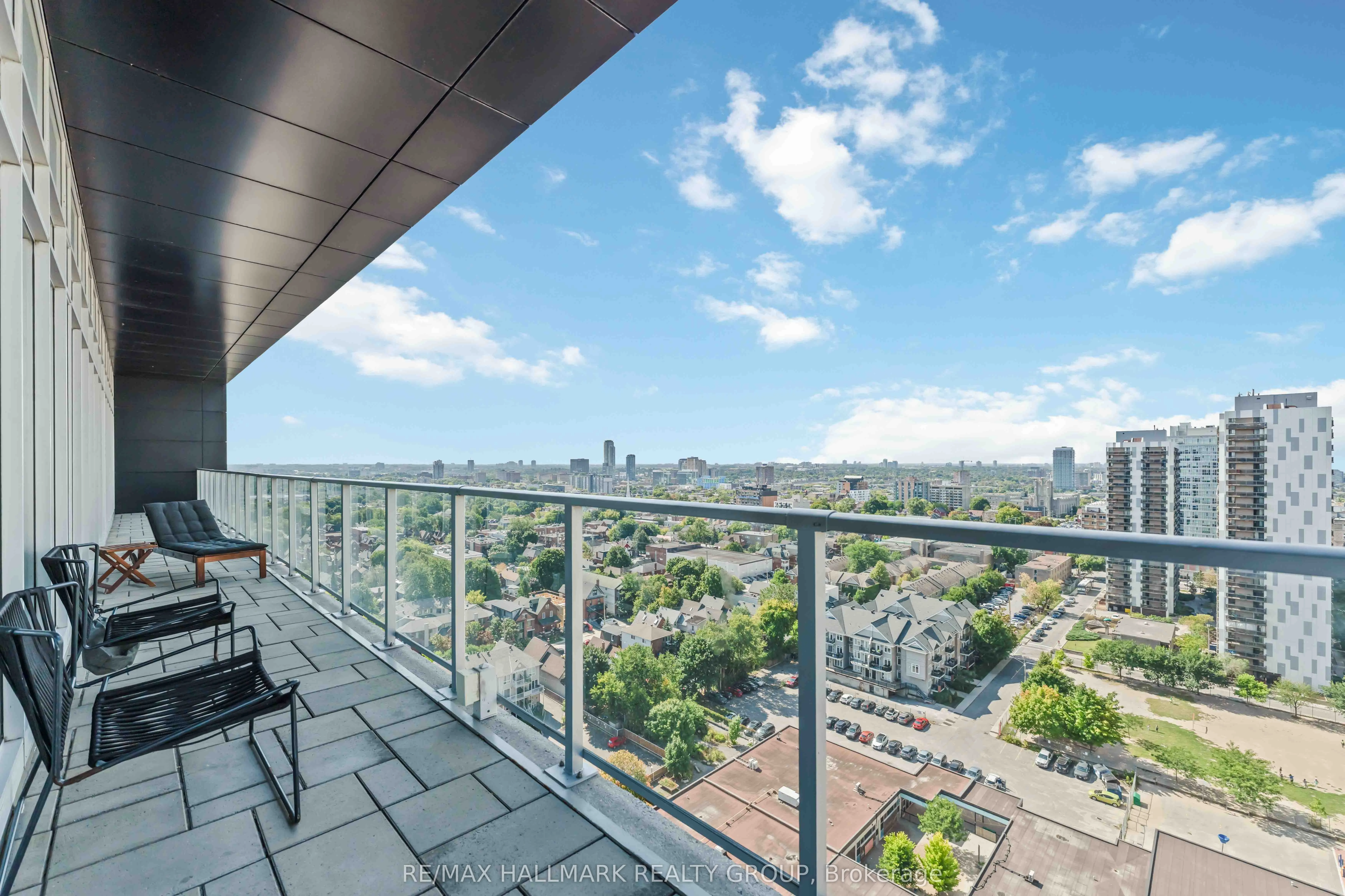 255 BAY Street, #1209