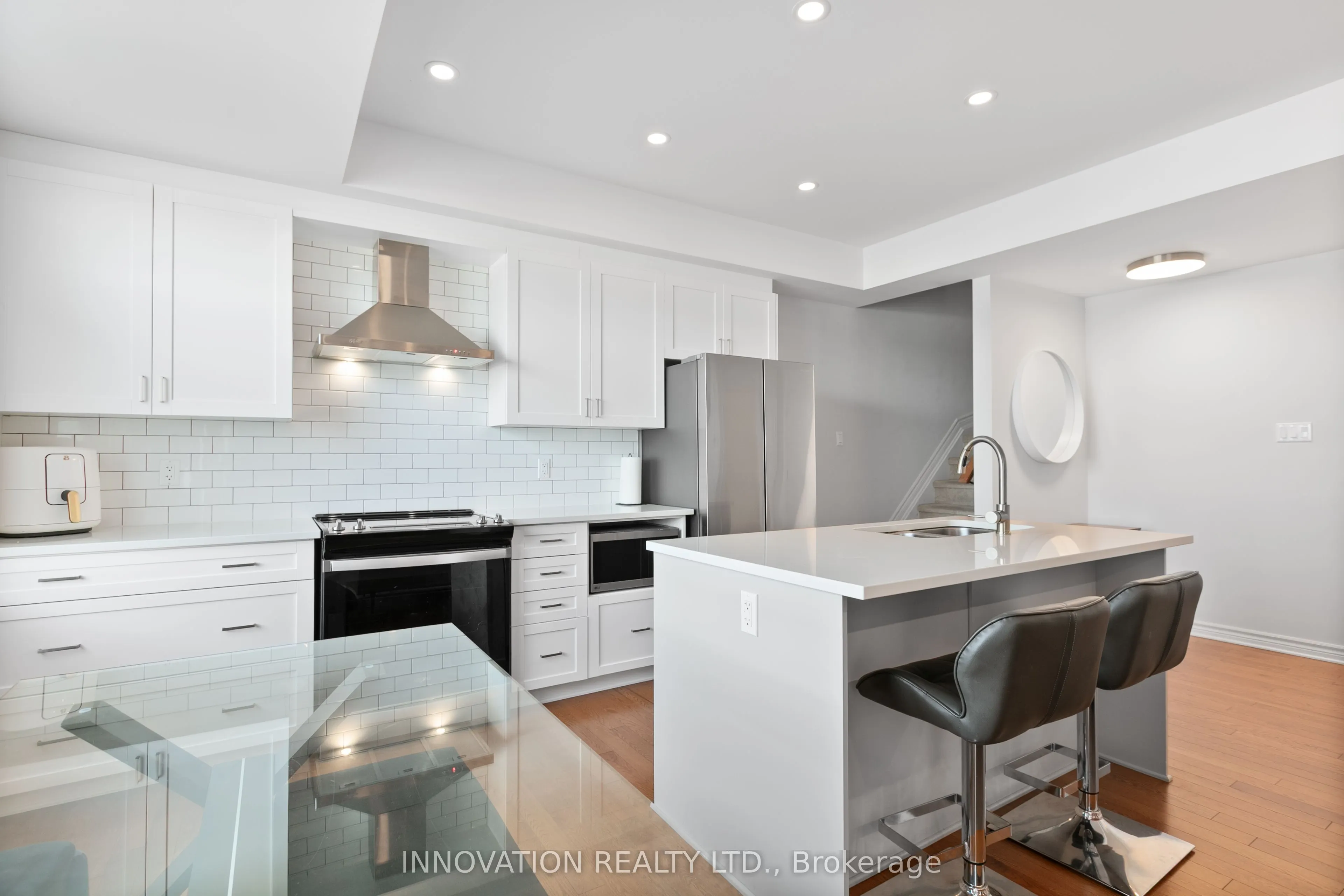 105 Lynn Valley Terrace, #105