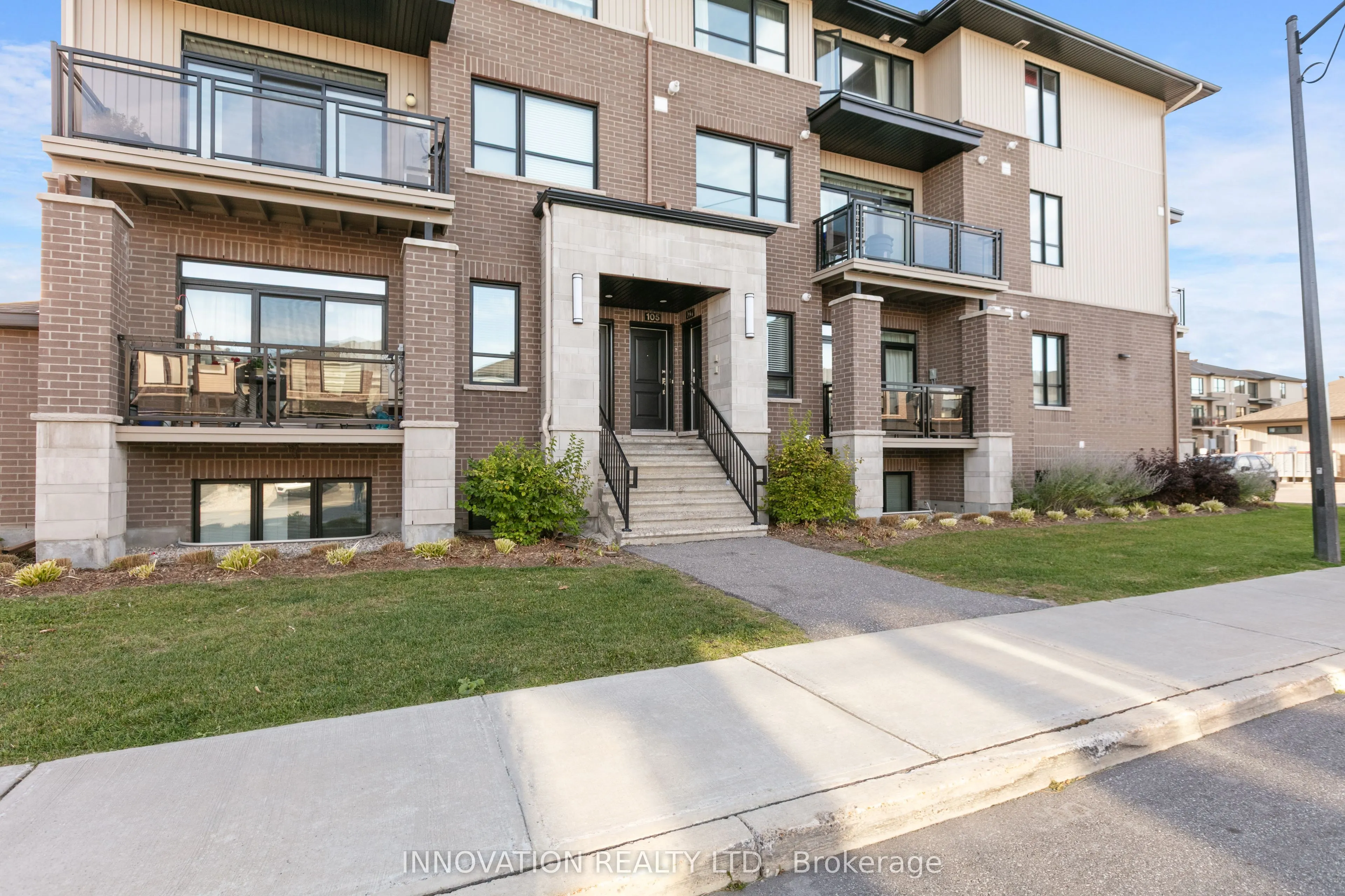 105 Lynn Valley Terrace, #105