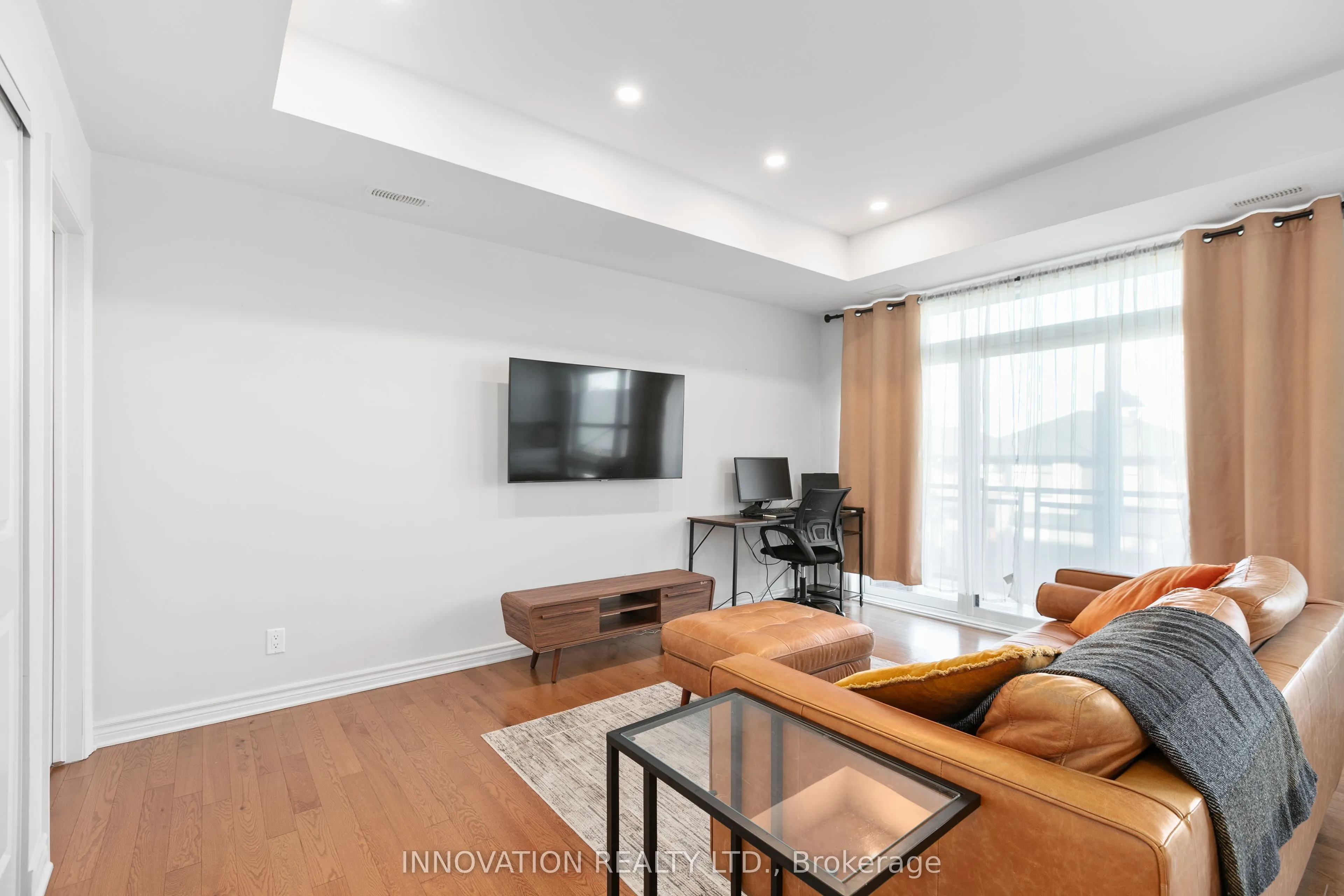 105 Lynn Valley Terrace, #105