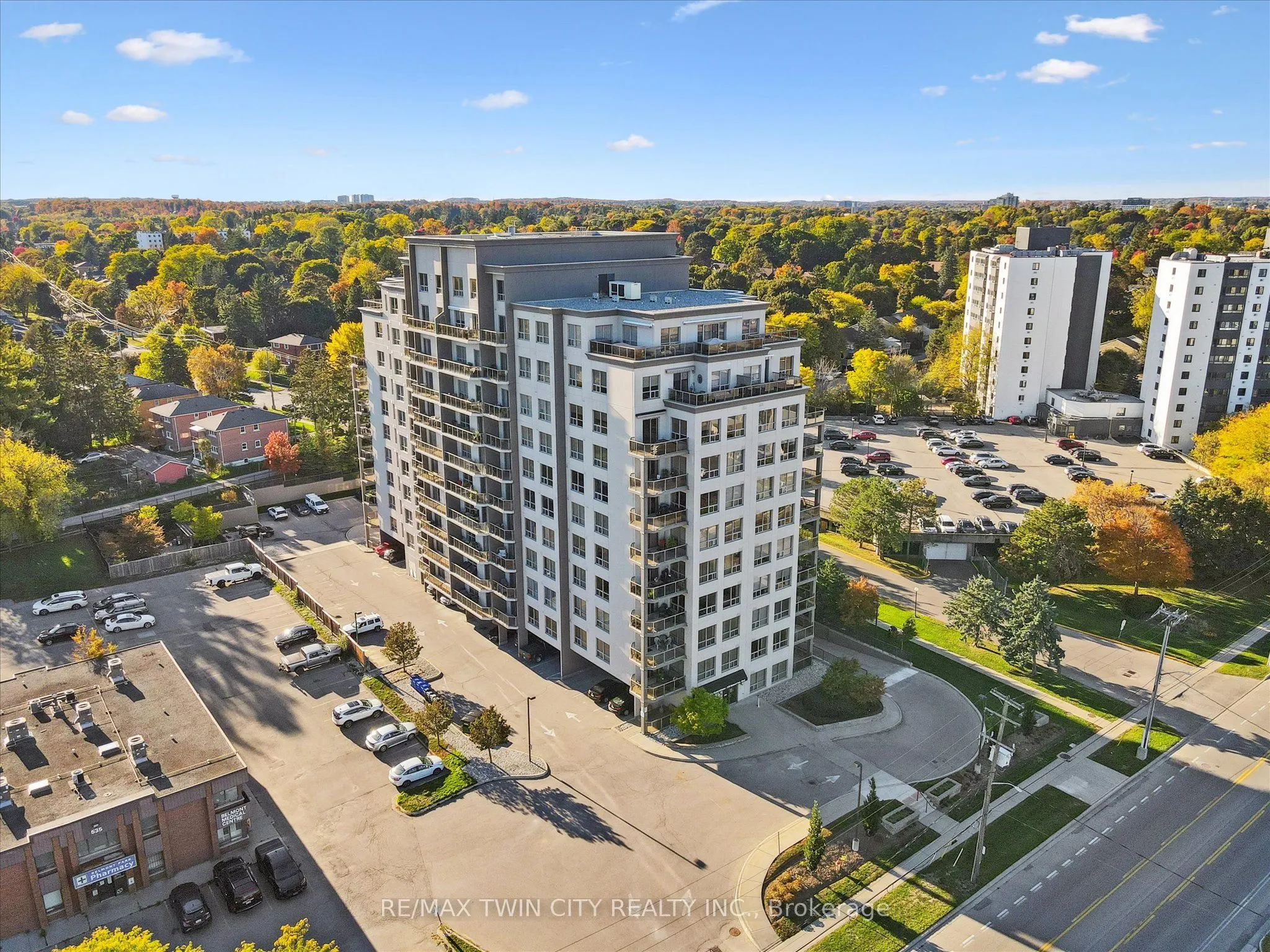 539 Belmont Avenue W, #809