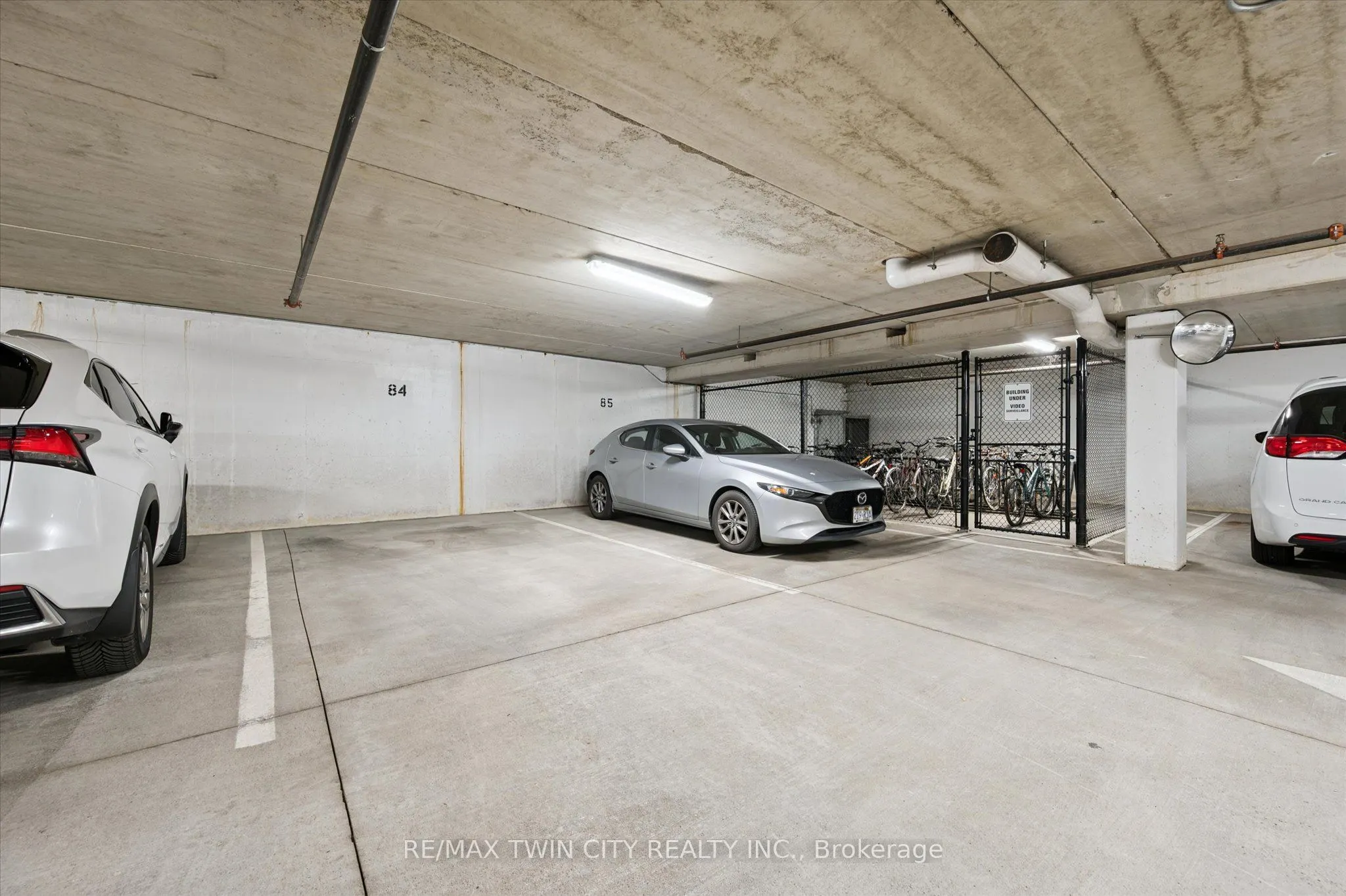 539 Belmont Avenue W, #809