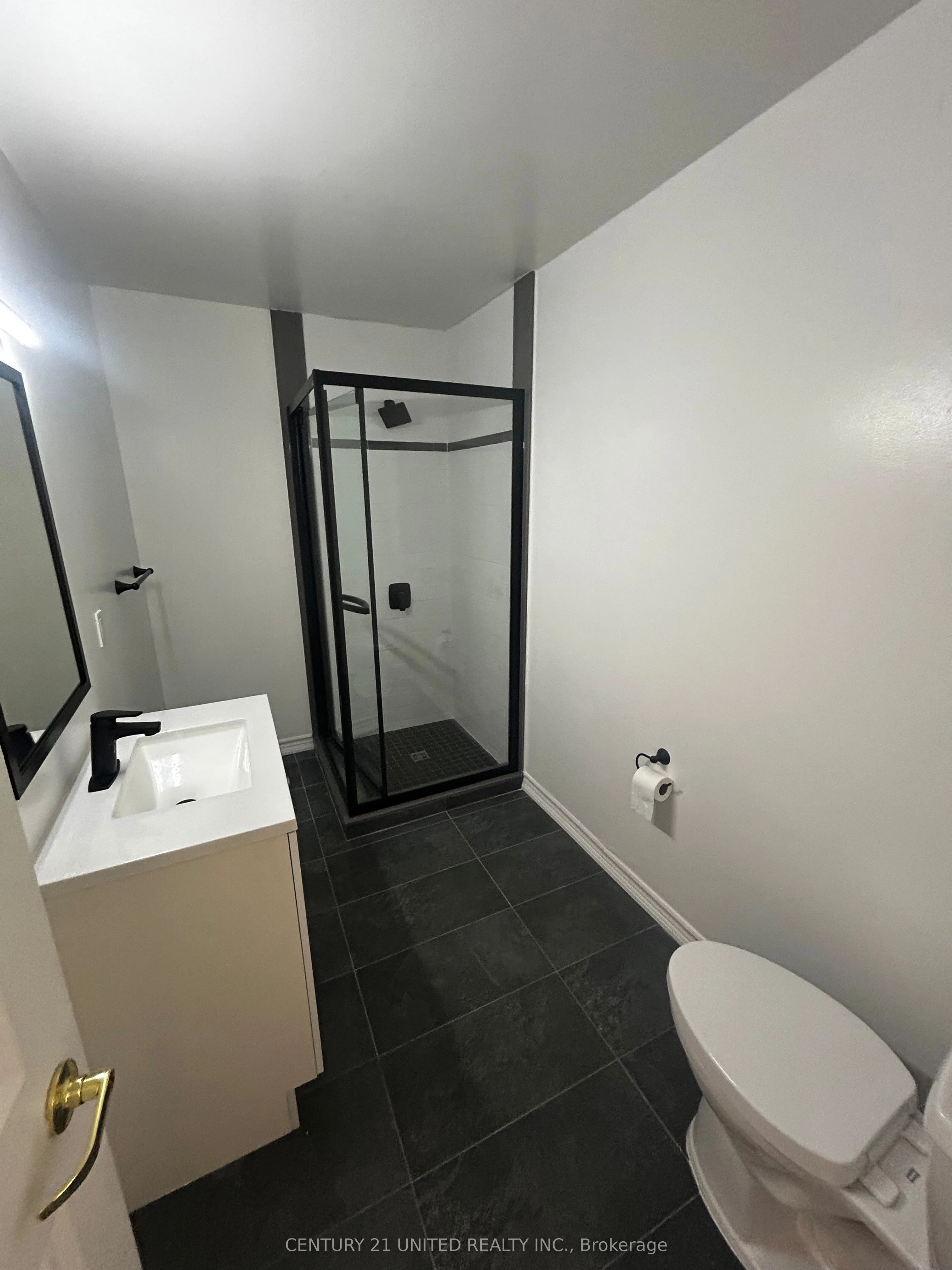 174.5 Hunter Street W, #6