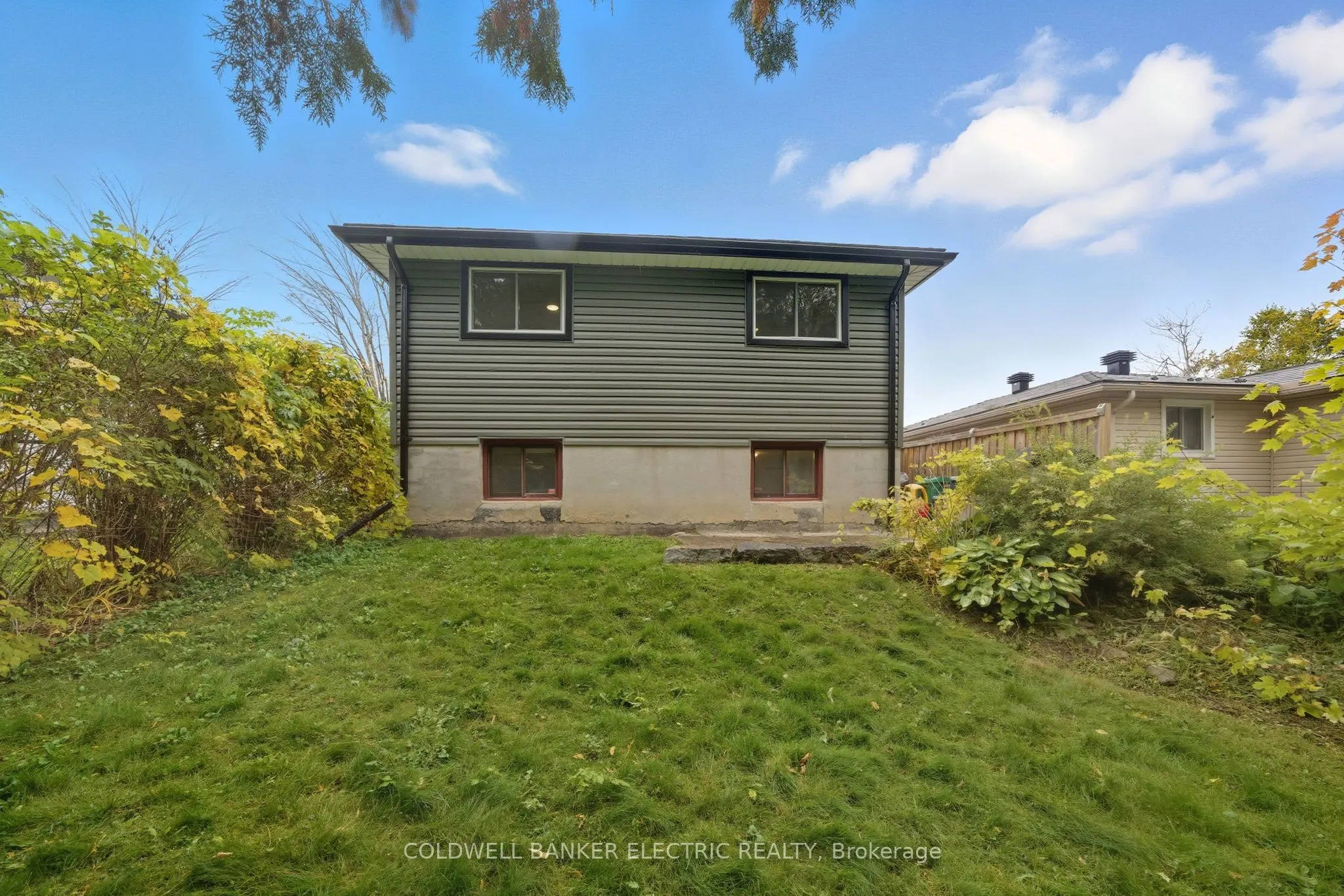 1673 Redwood Drive