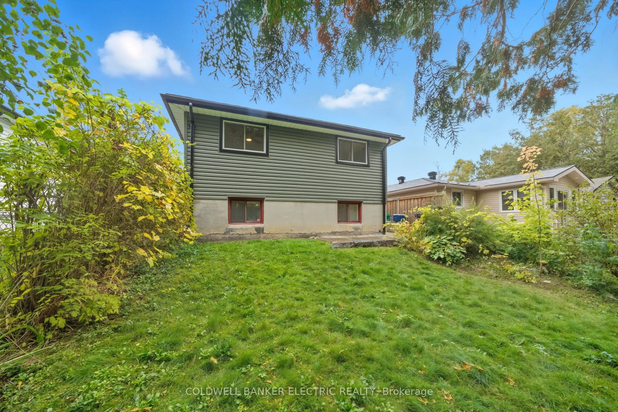 1673 Redwood Drive