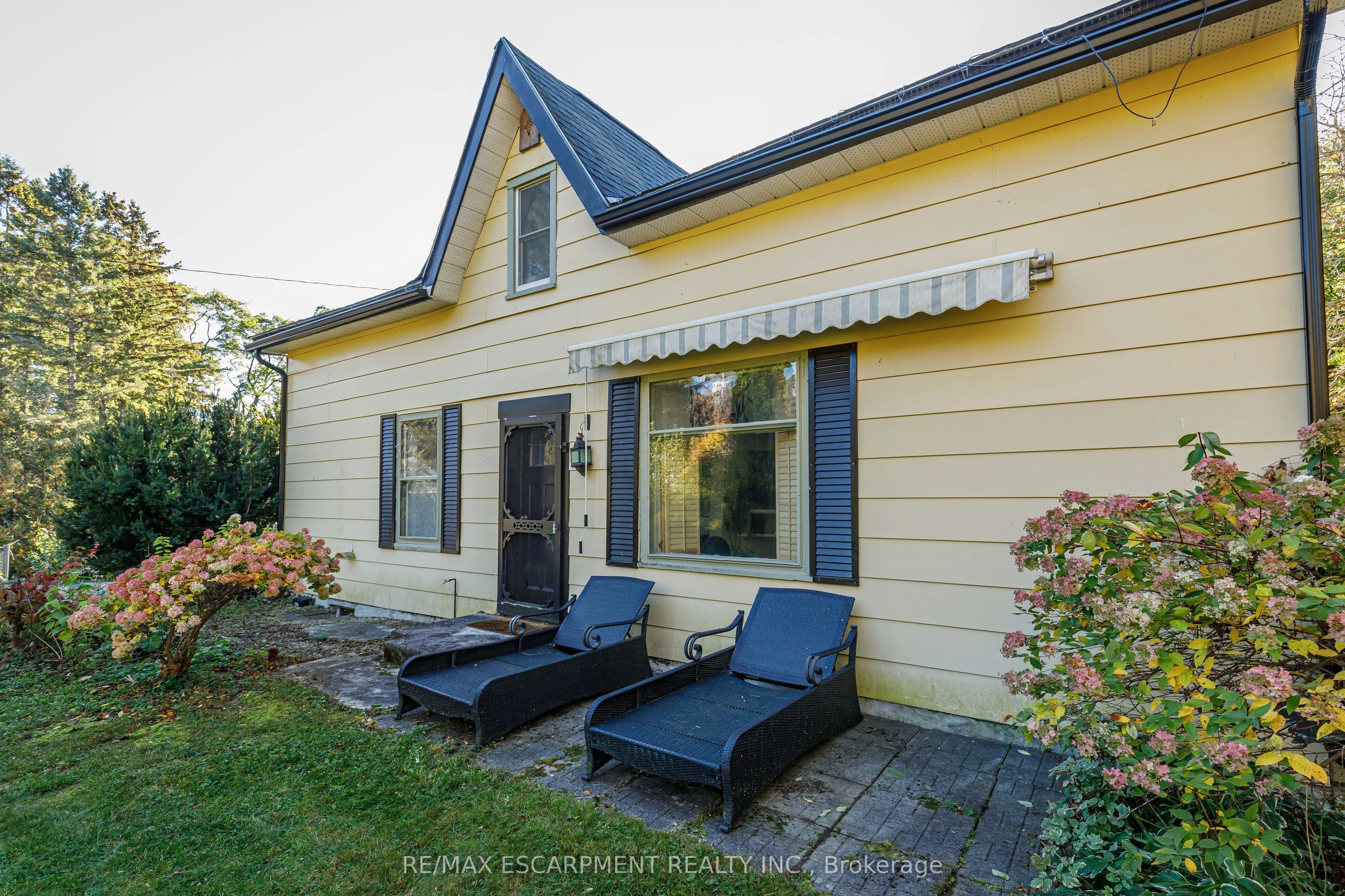 225 Berry Street