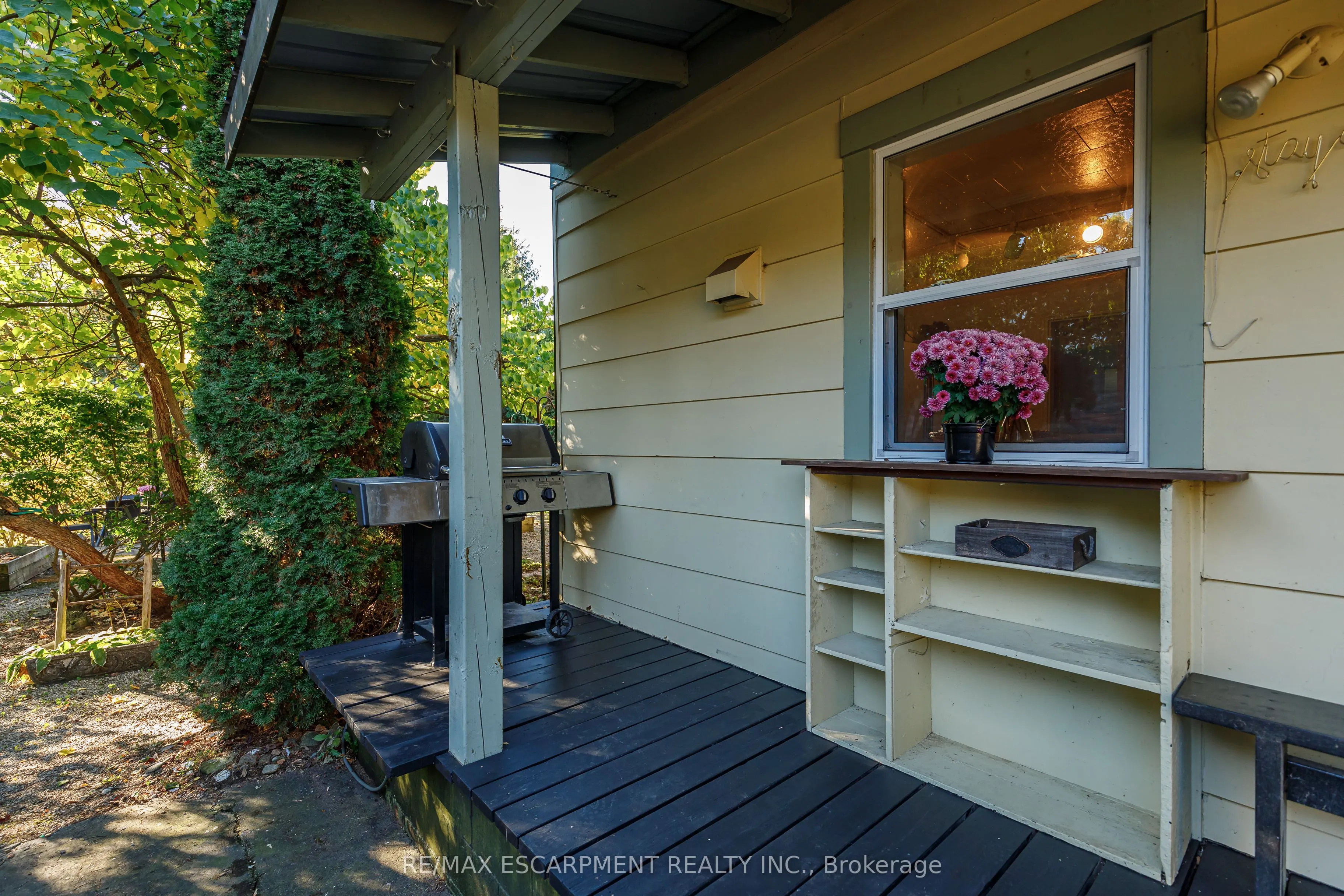 225 Berry Street