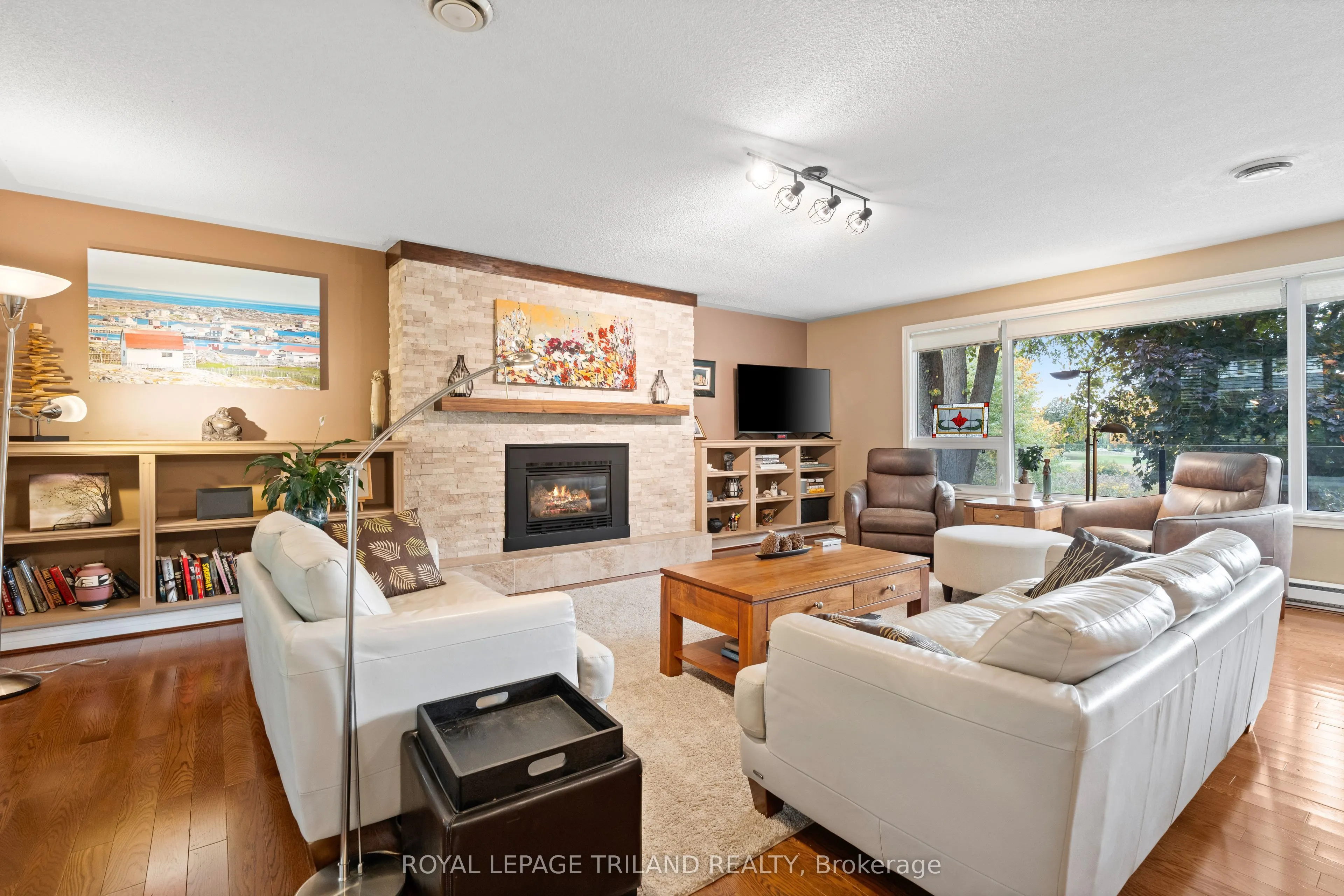 142 Hunt Club Drive