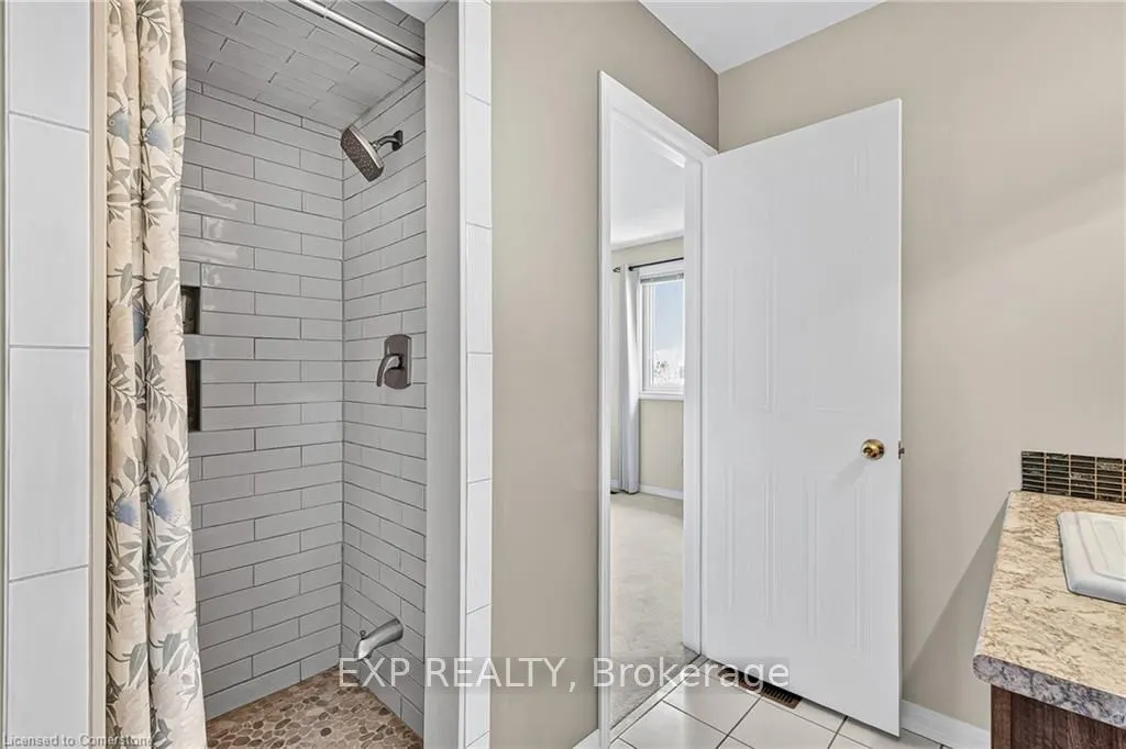 302 College Avenue W, #119