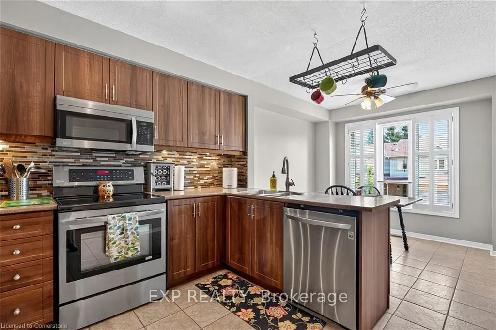 302 College Avenue W, #119