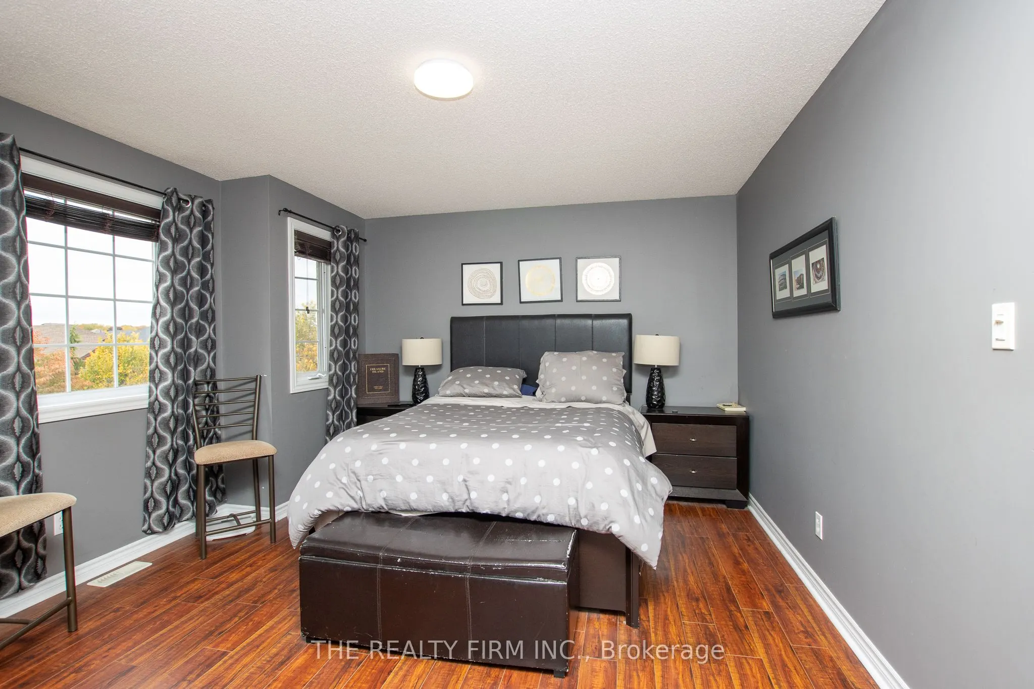 1769 Bayswater Crescent