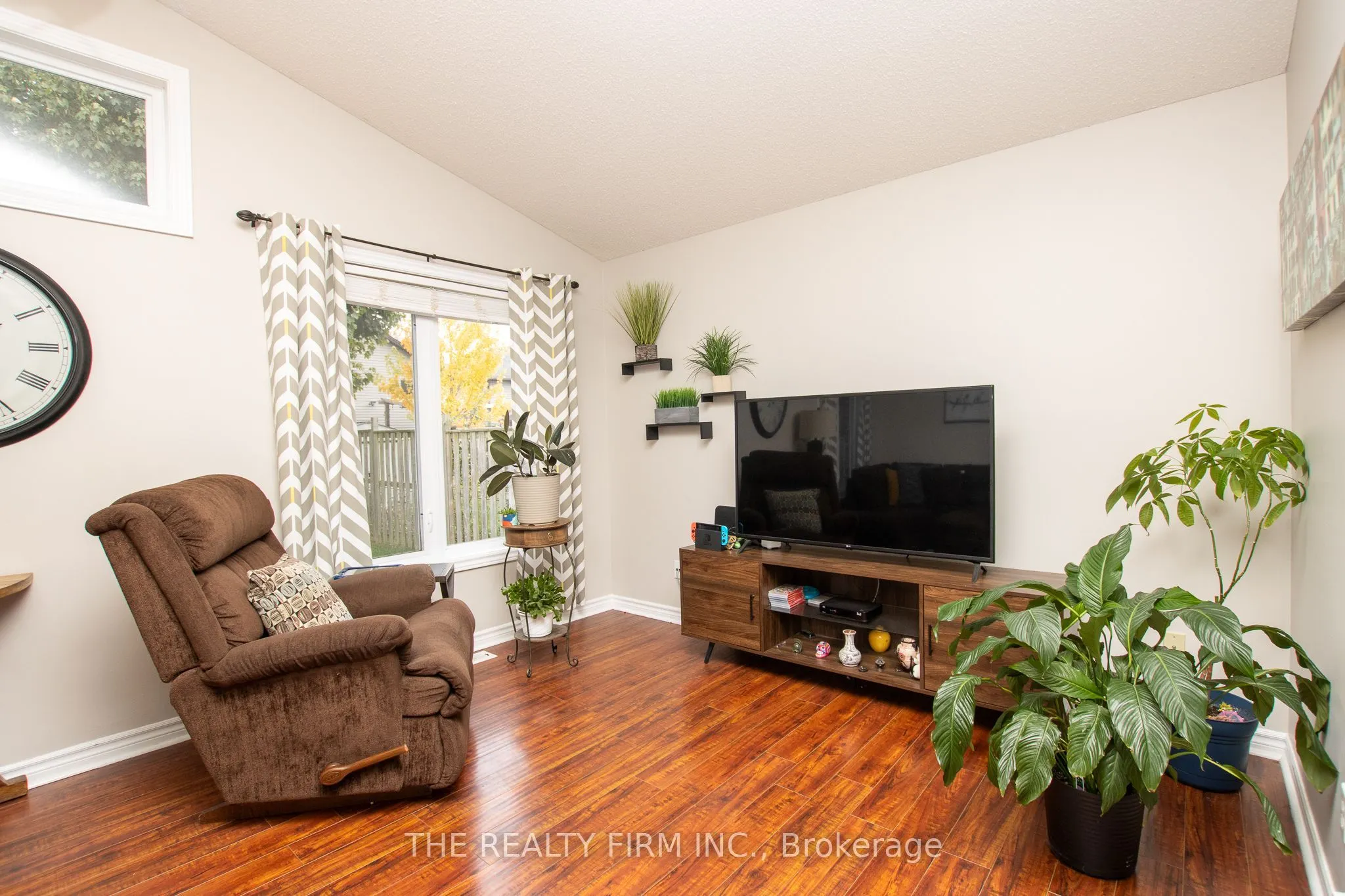 1769 Bayswater Crescent