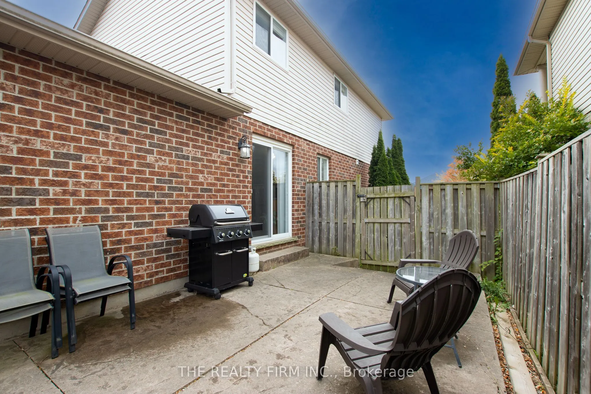 1769 Bayswater Crescent