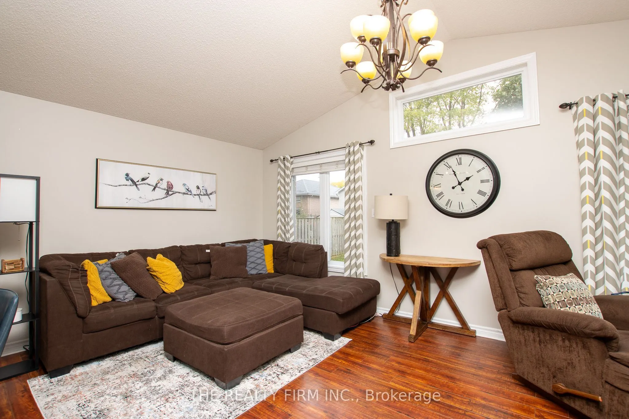 1769 Bayswater Crescent