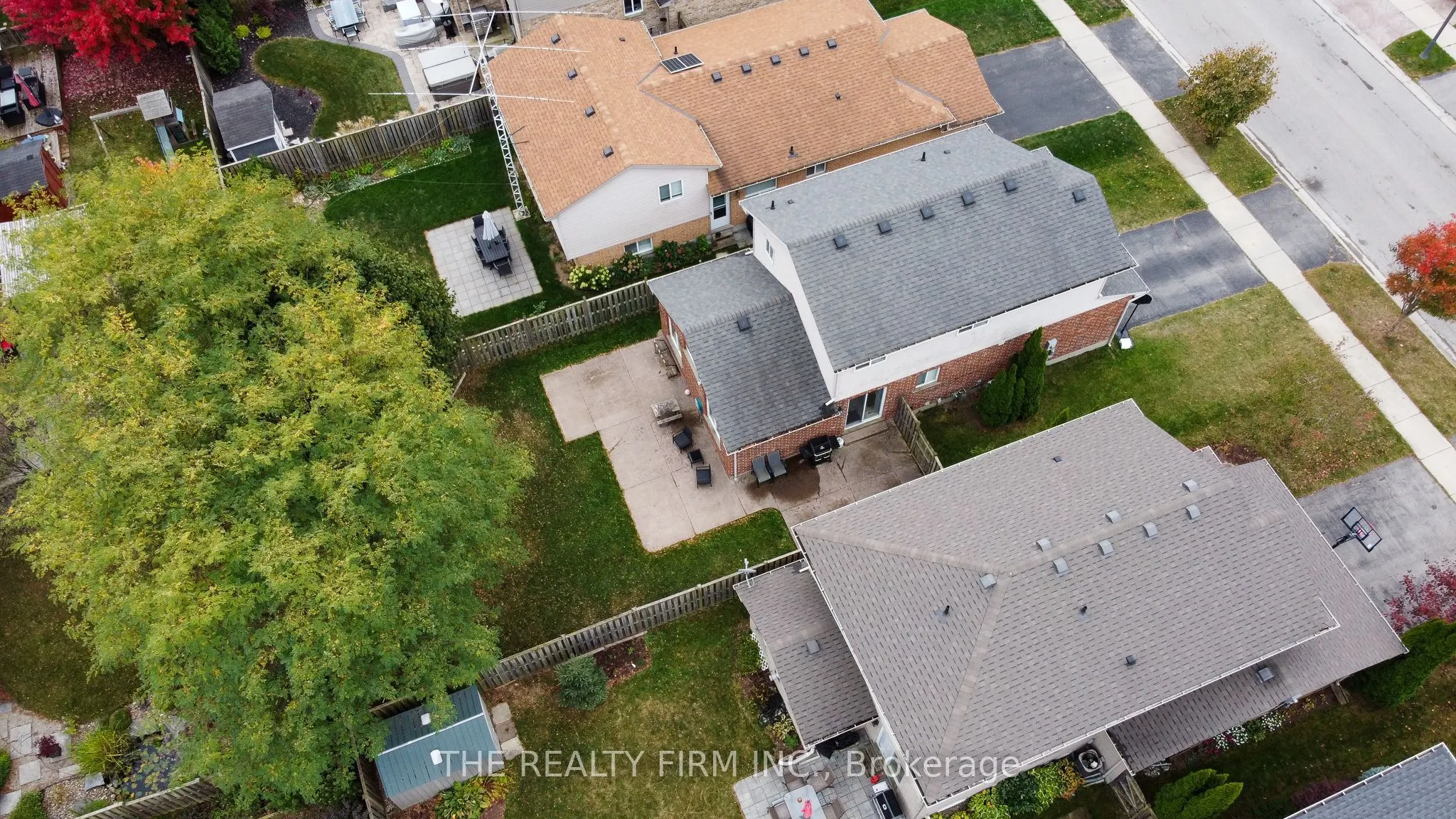 1769 Bayswater Crescent