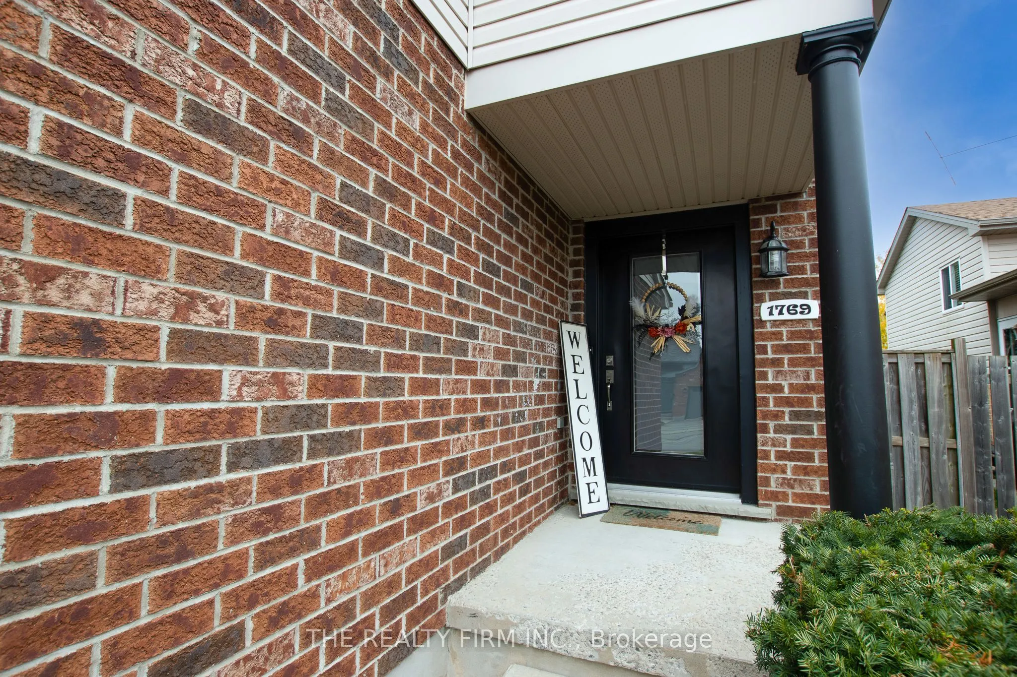 1769 Bayswater Crescent