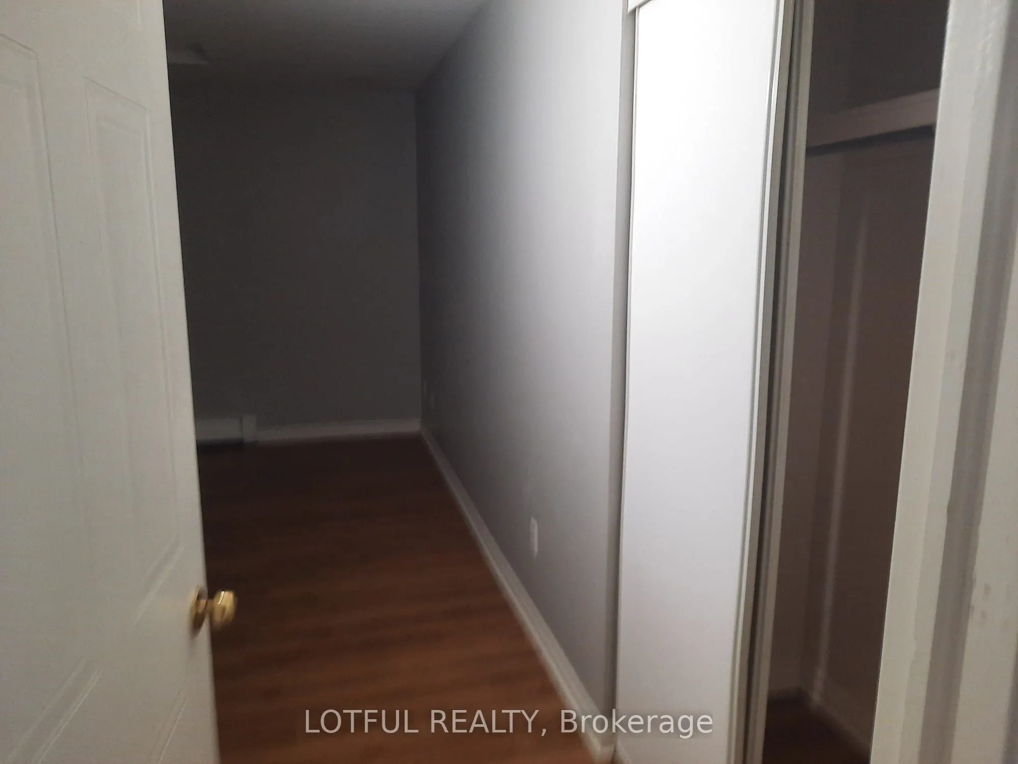 192 King Street W, #201