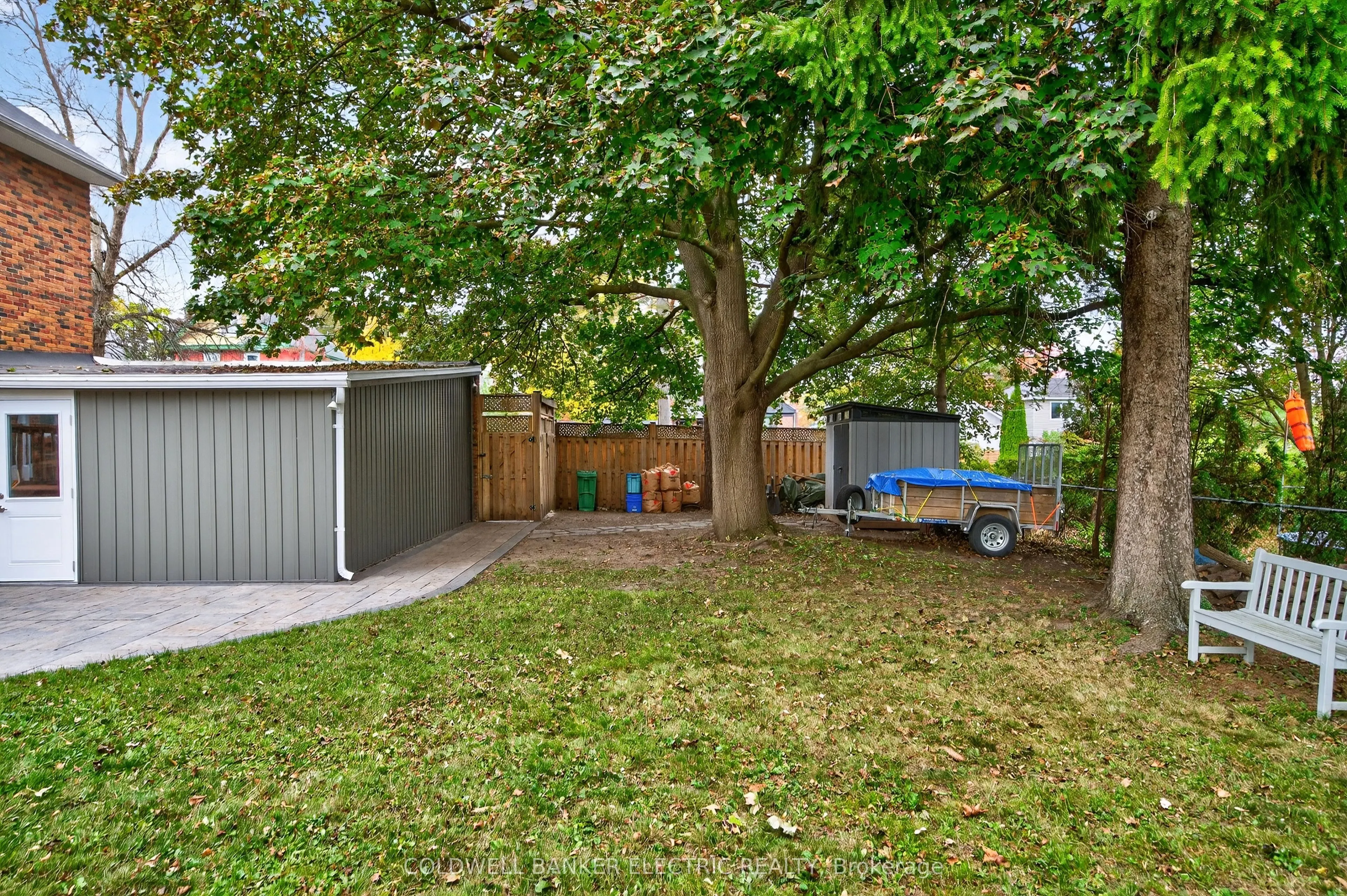 230 Geraldine Avenue