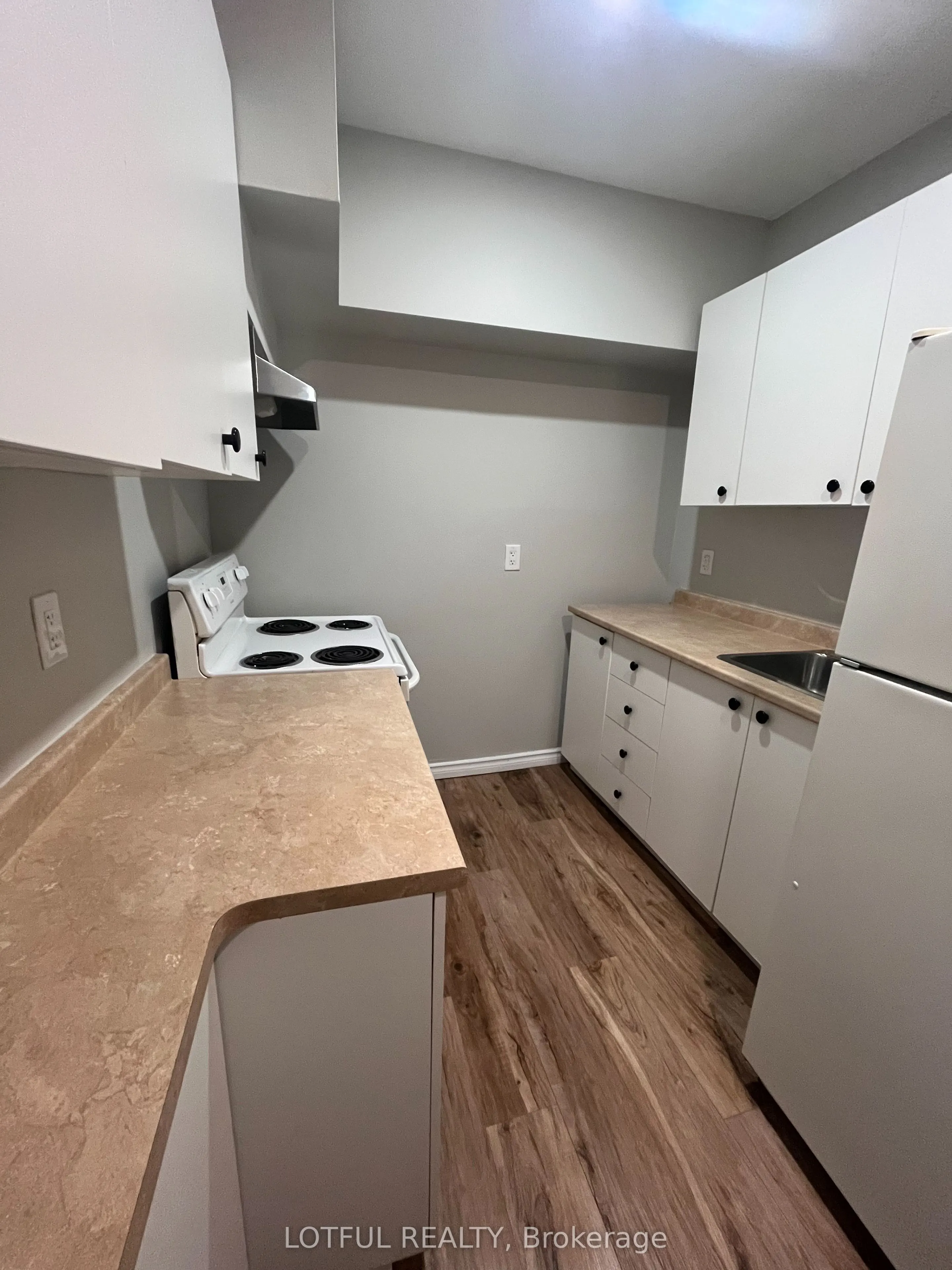 38 King Street, #5