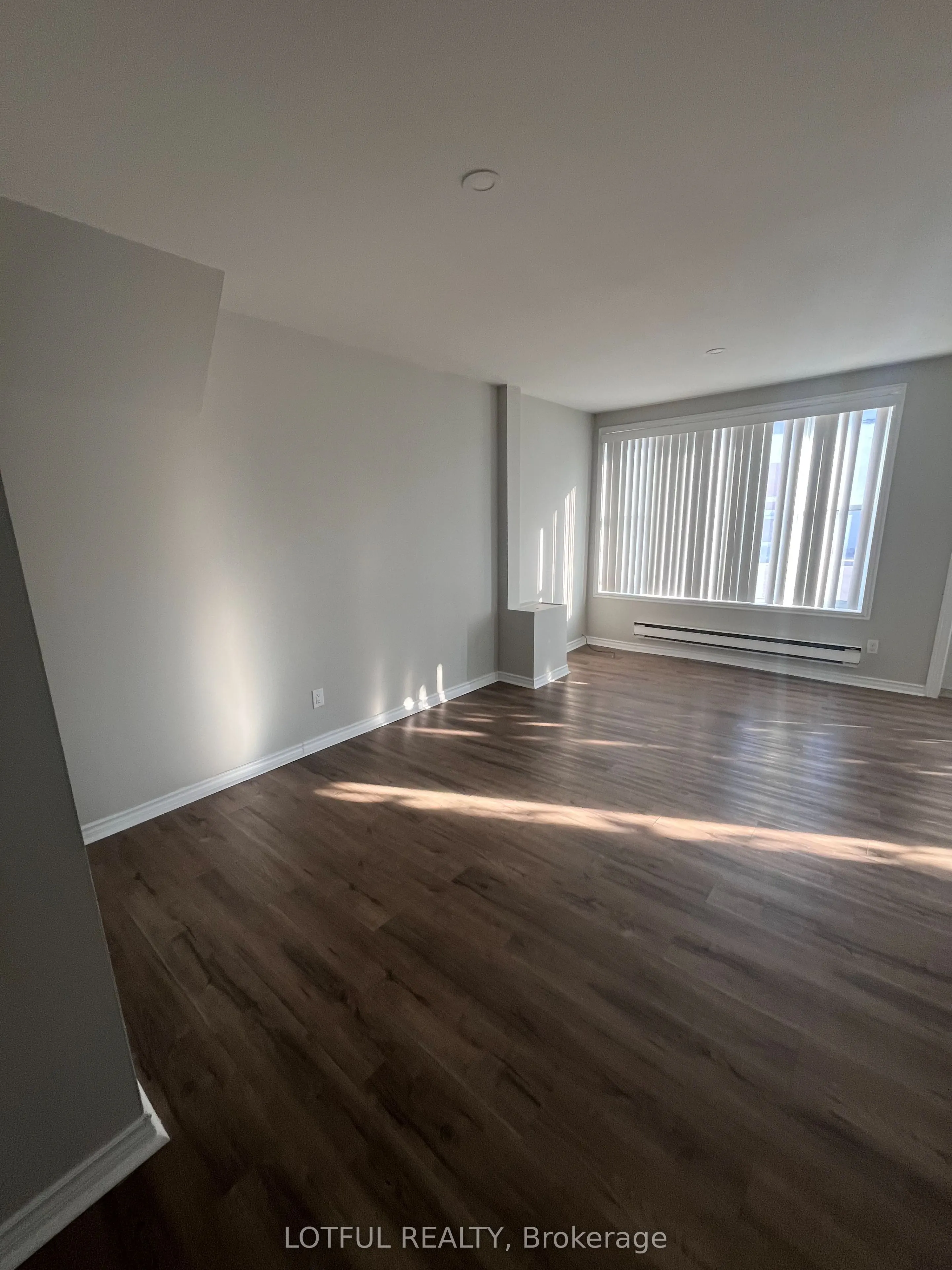 38 King Street, #5