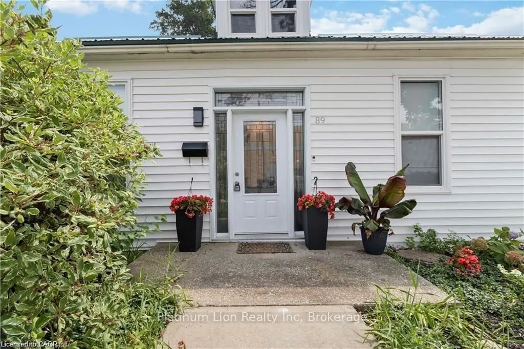 89 Talbot Street S