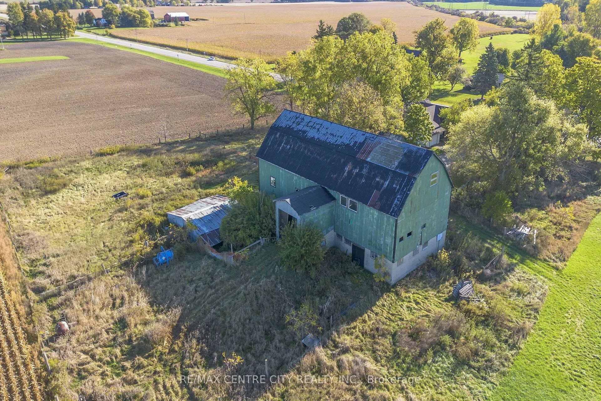 6692 Longwoods Road