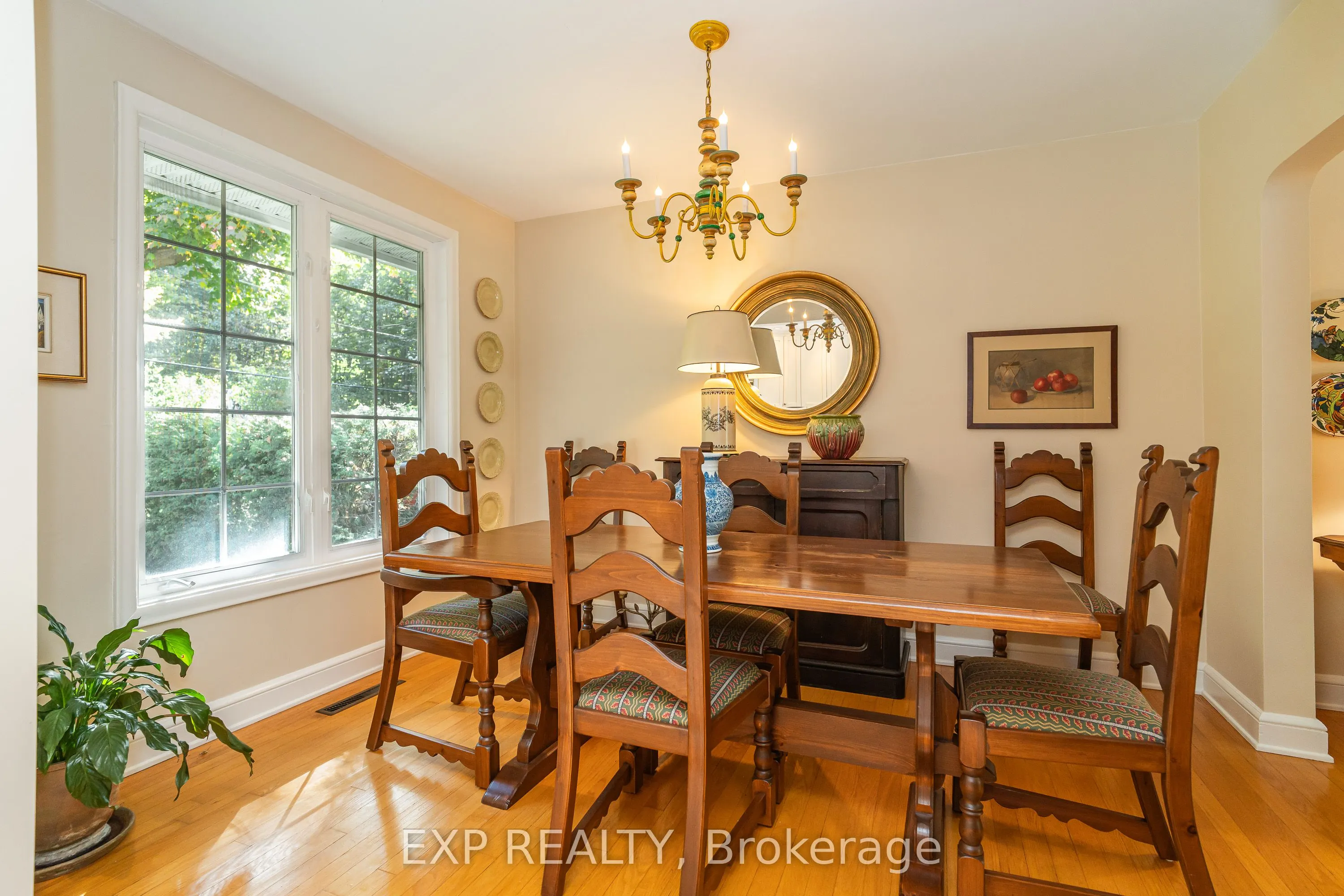 504 Thessaly Circle