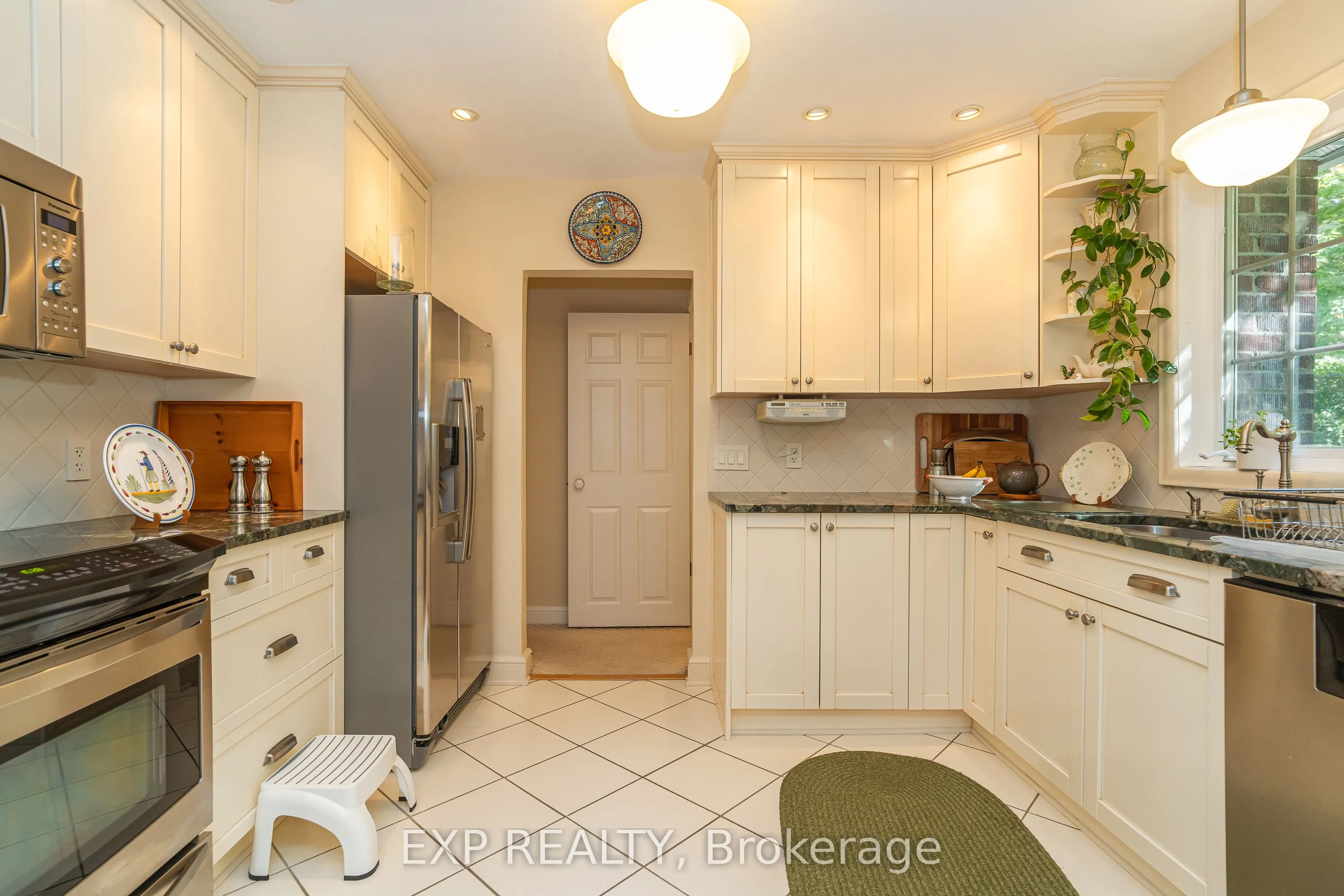 504 Thessaly Circle