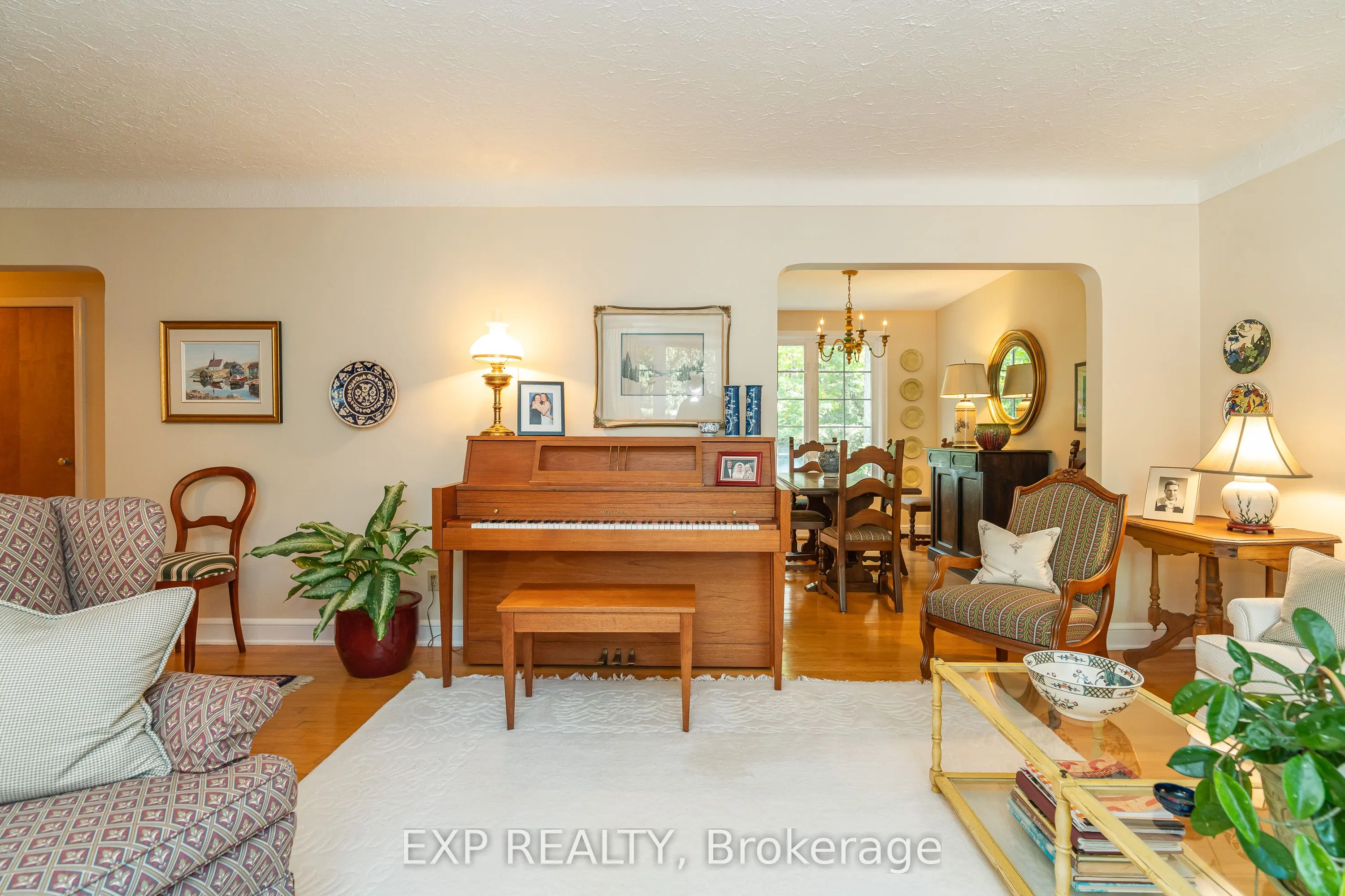 504 Thessaly Circle