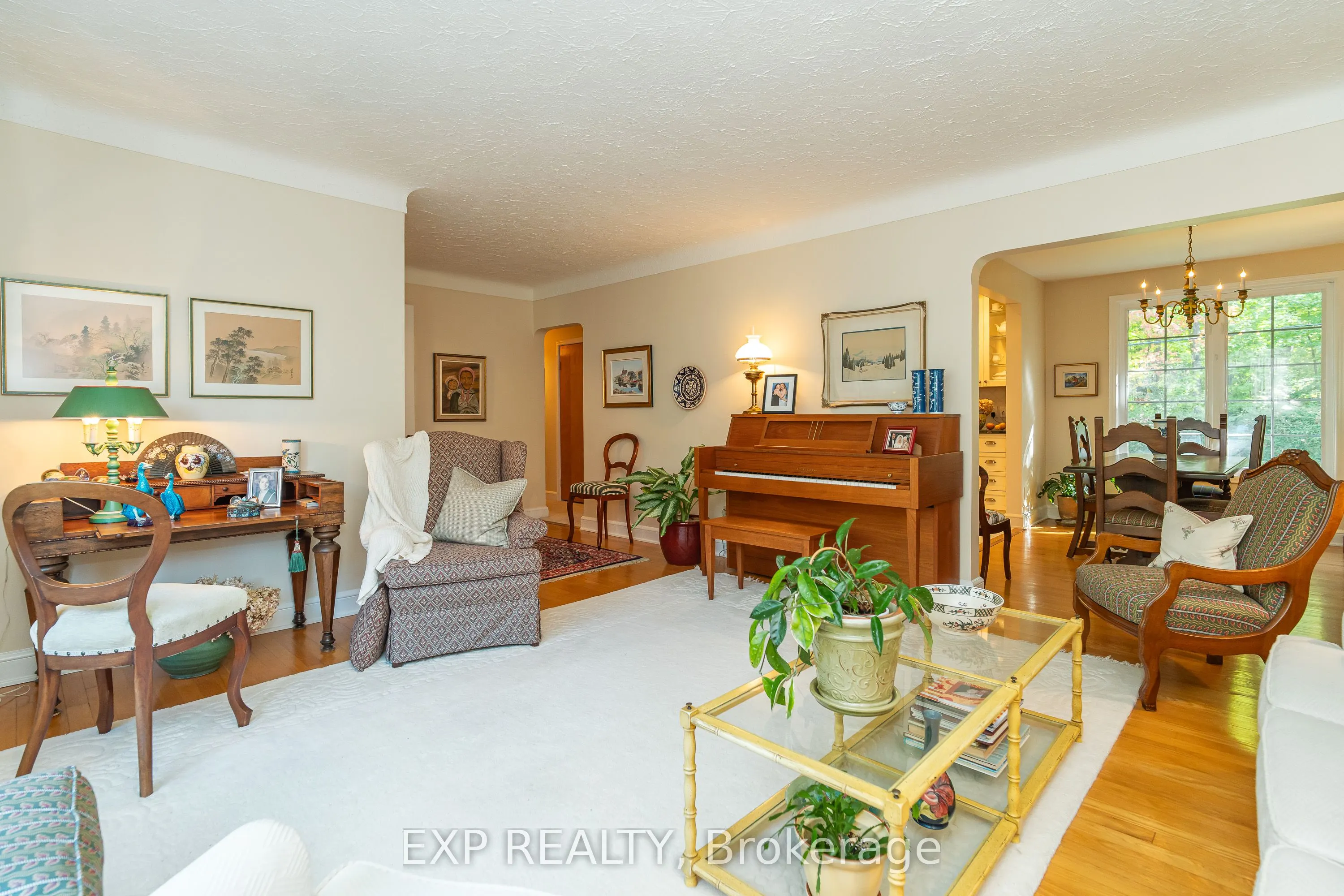 504 Thessaly Circle