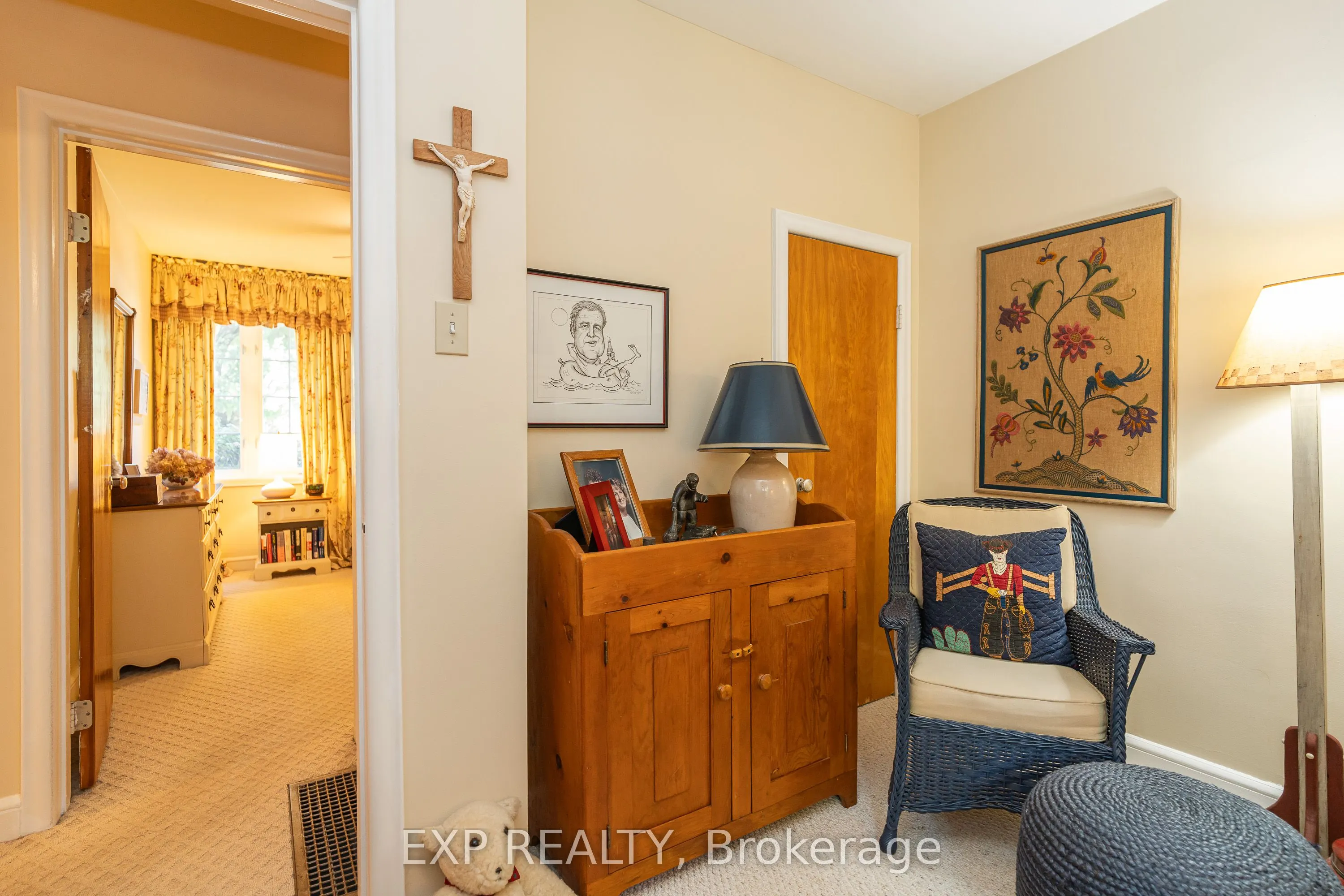 504 Thessaly Circle