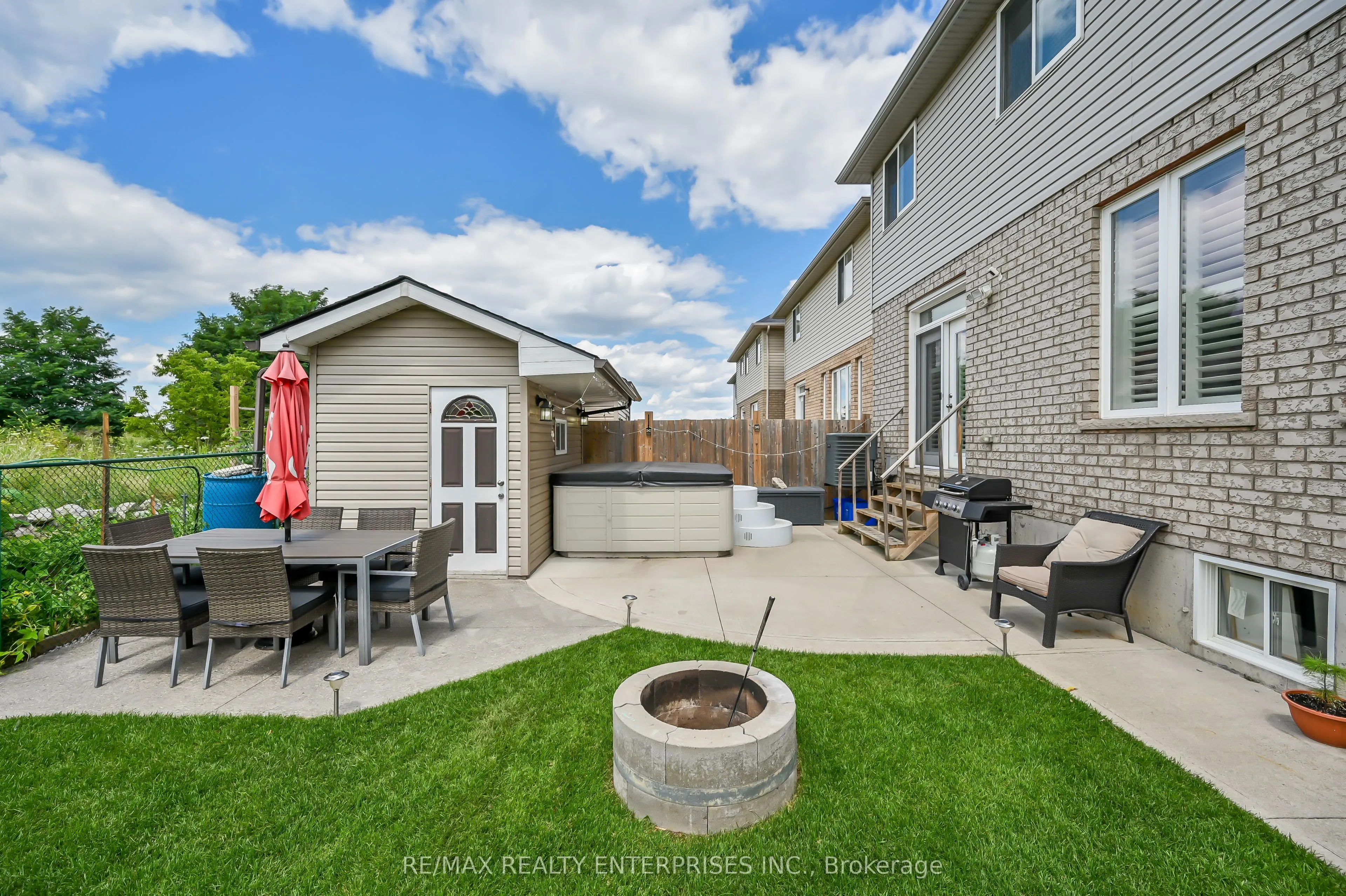 130 Chartwell Circle