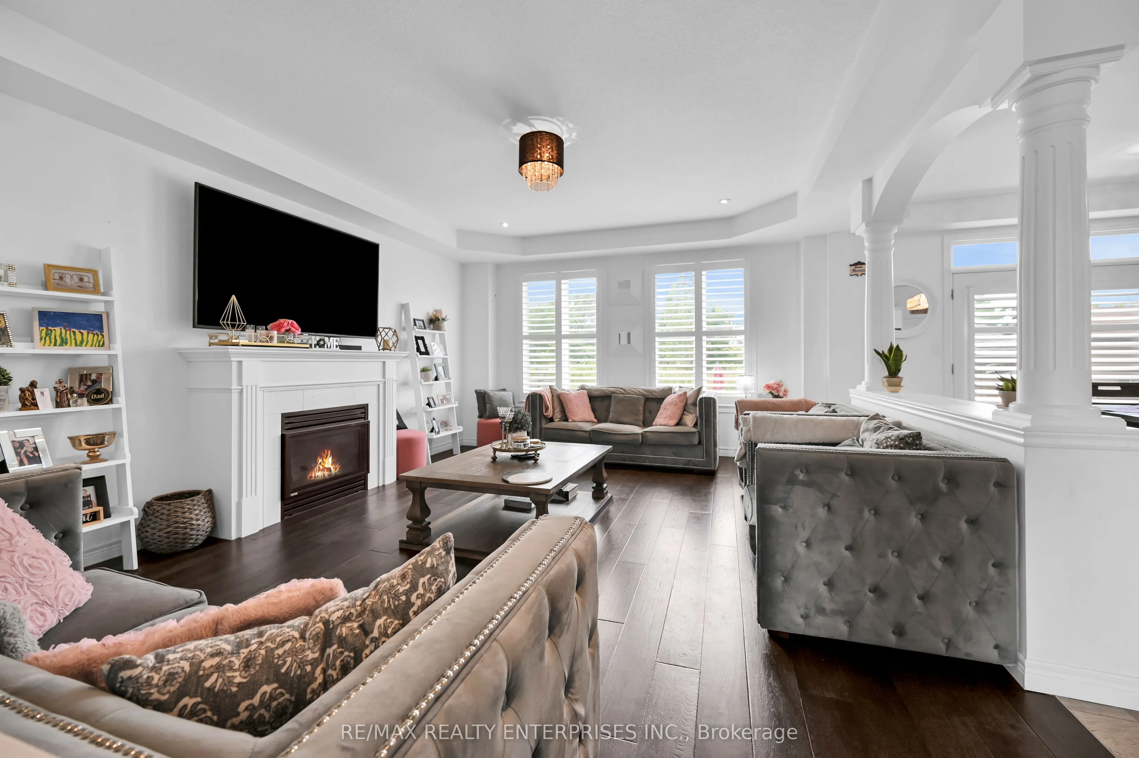 130 Chartwell Circle