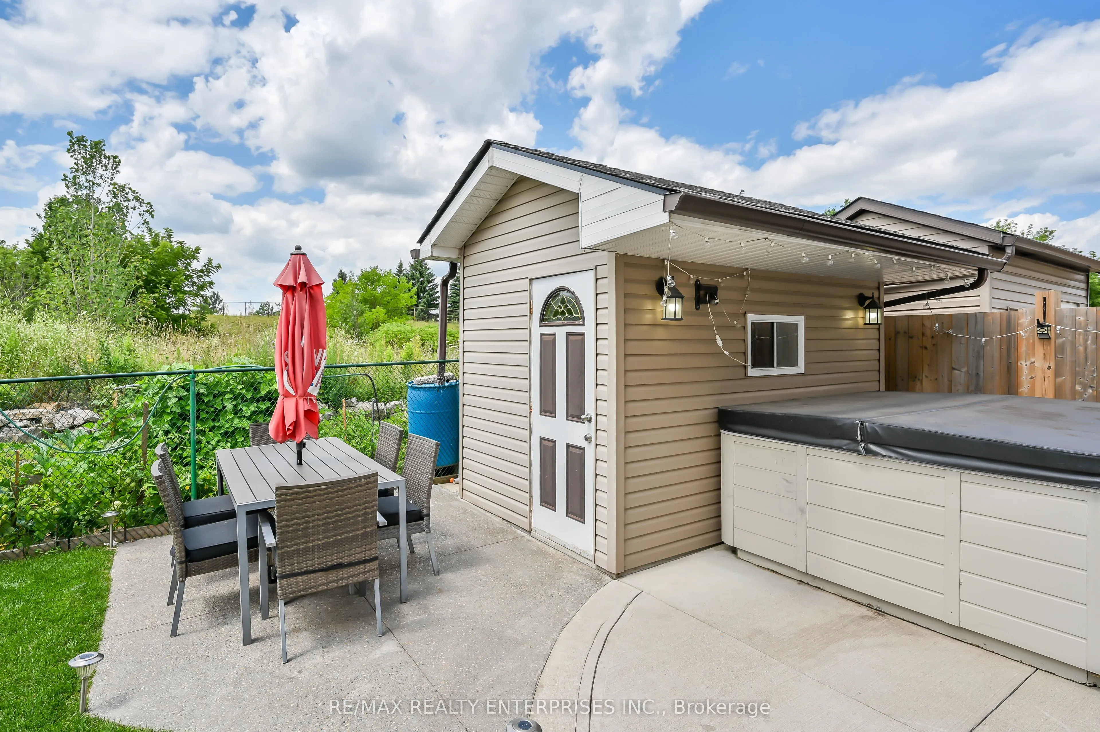 130 Chartwell Circle