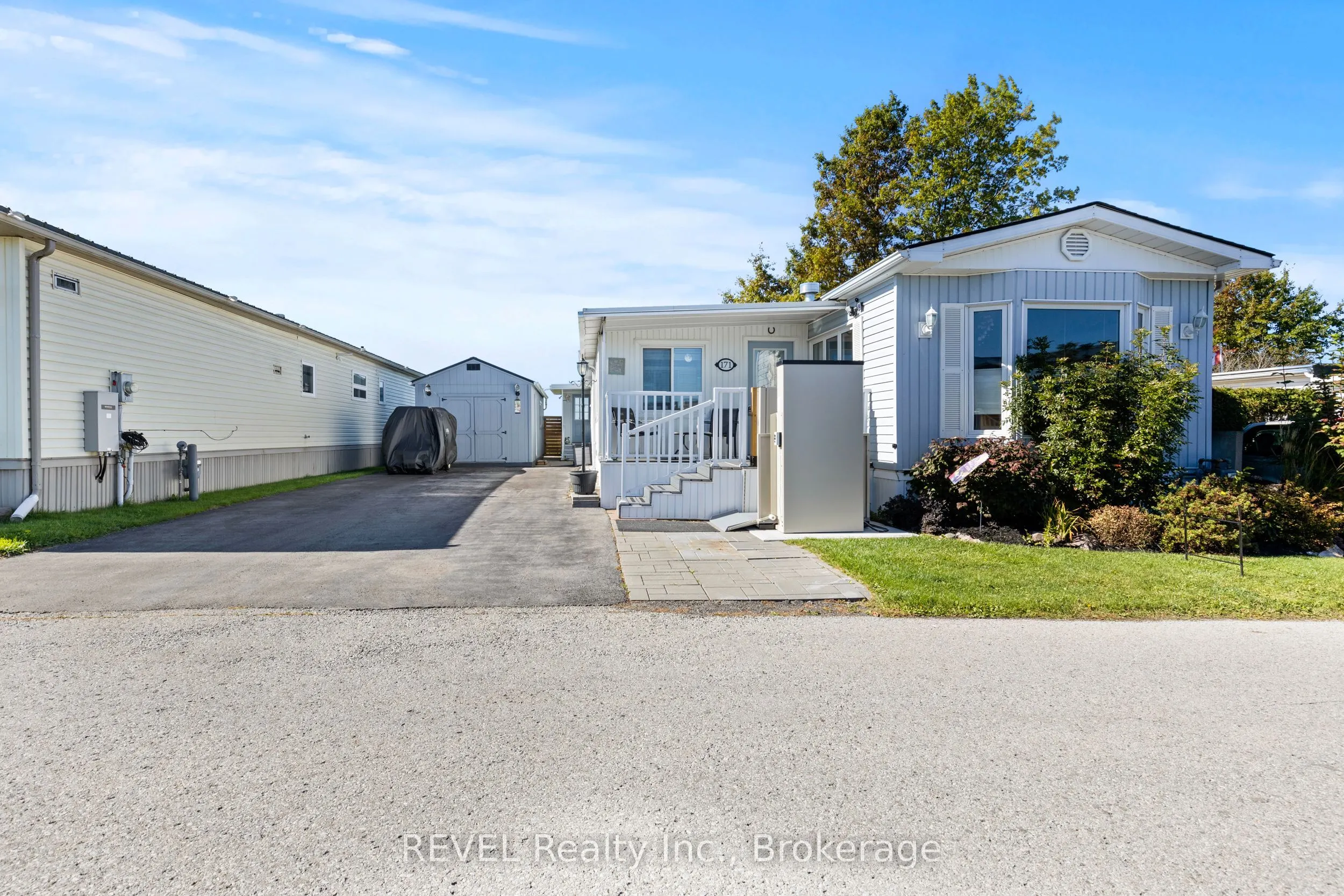 3033 Townline Road S, #171