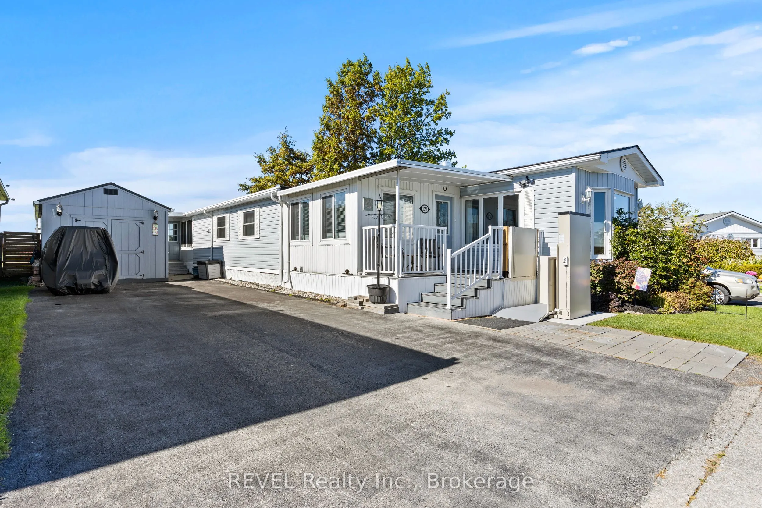 3033 Townline Road S, #171