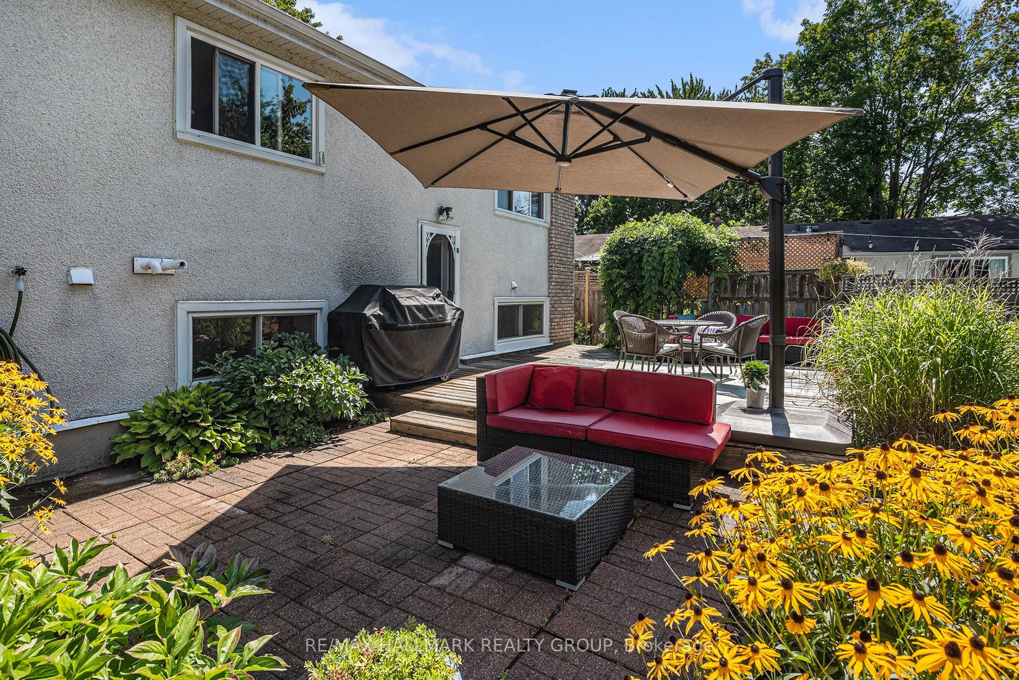560 Buchanan Crescent