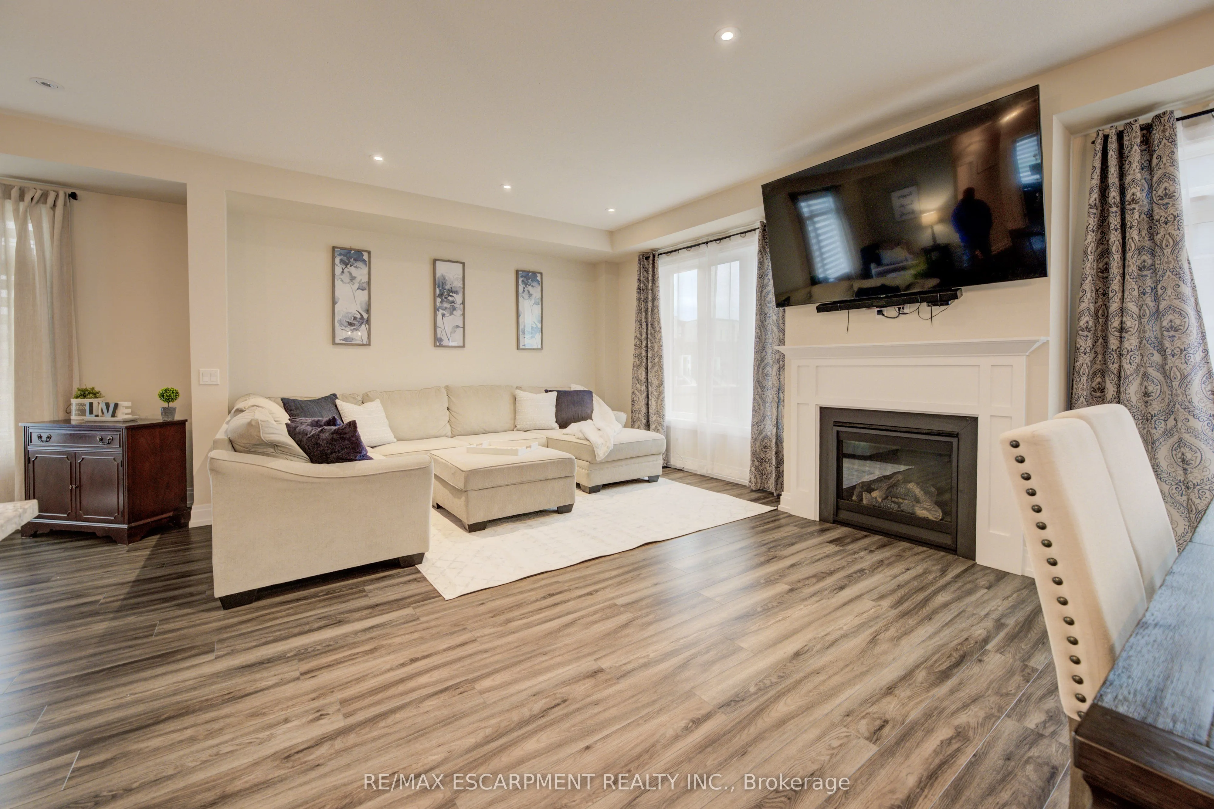 50 Kenesky Drive