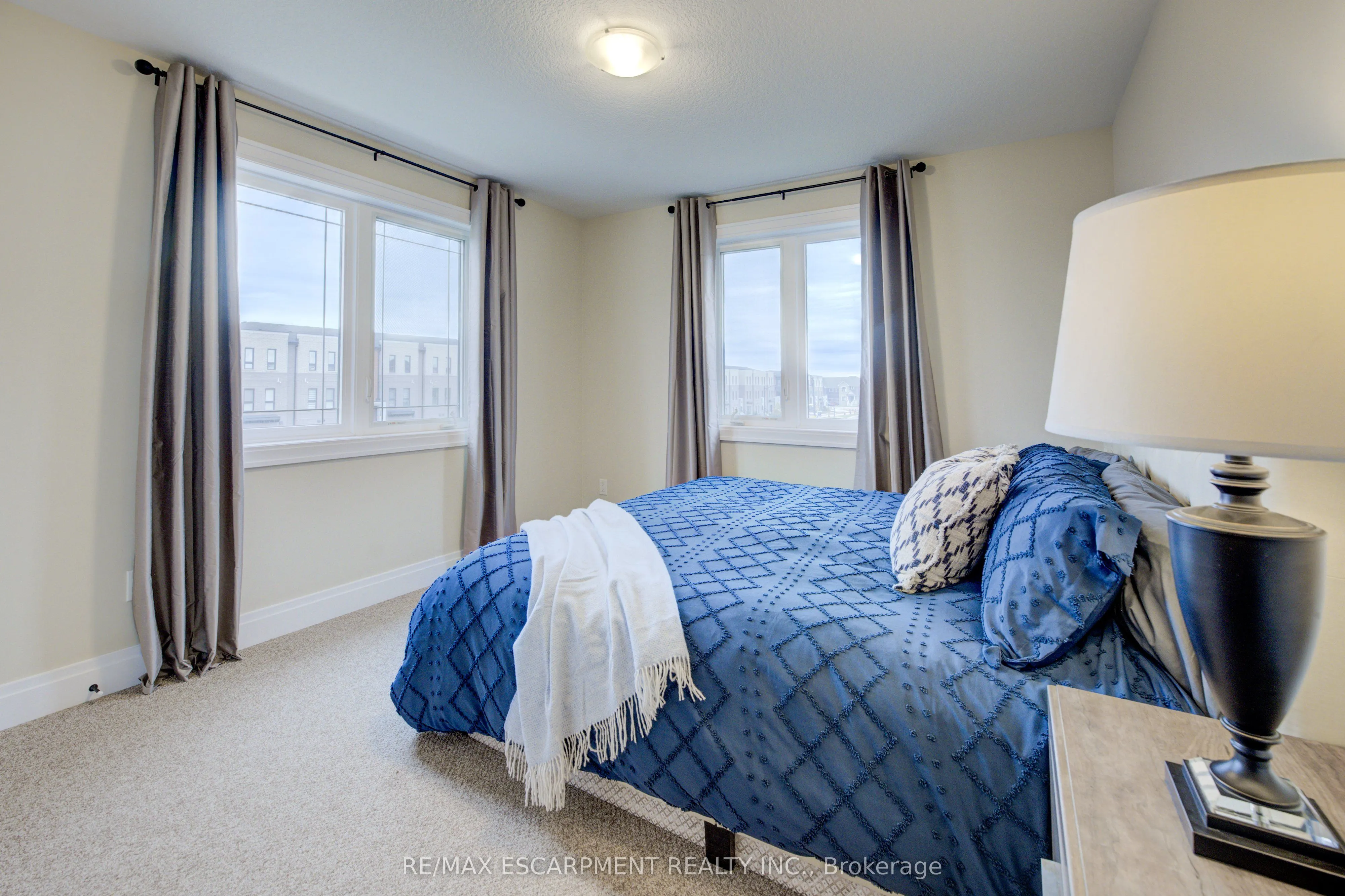 50 Kenesky Drive