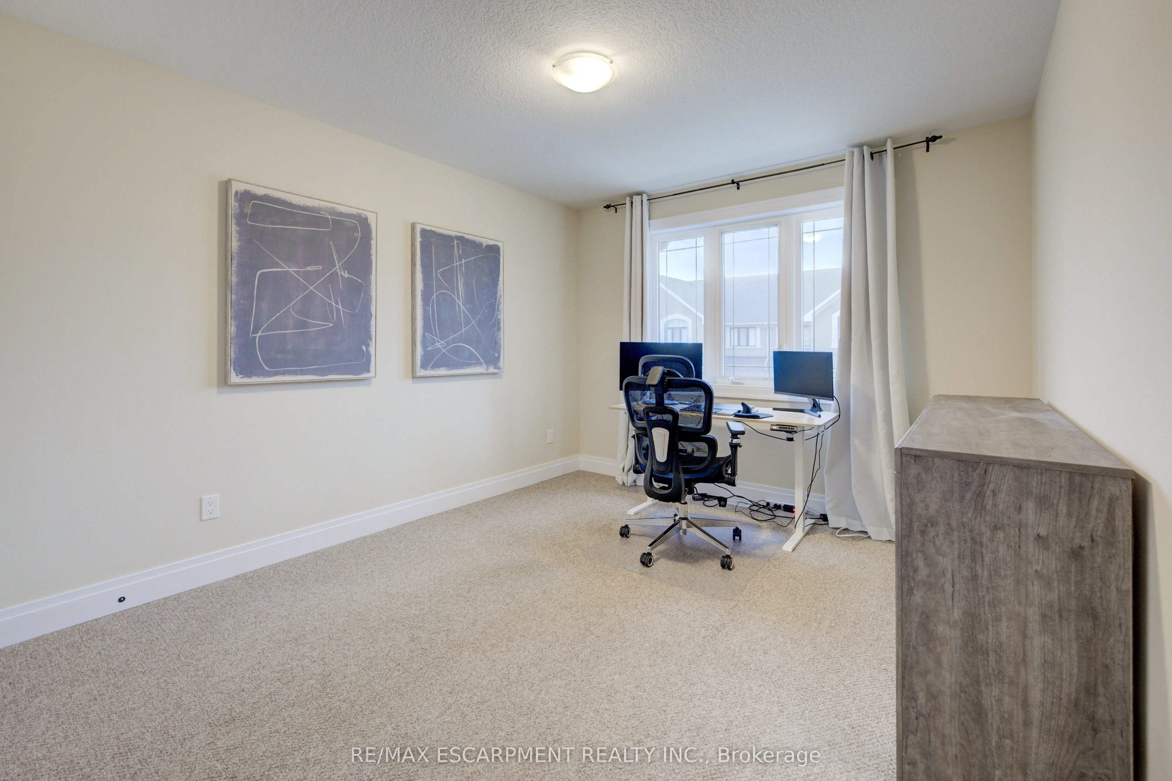 50 Kenesky Drive