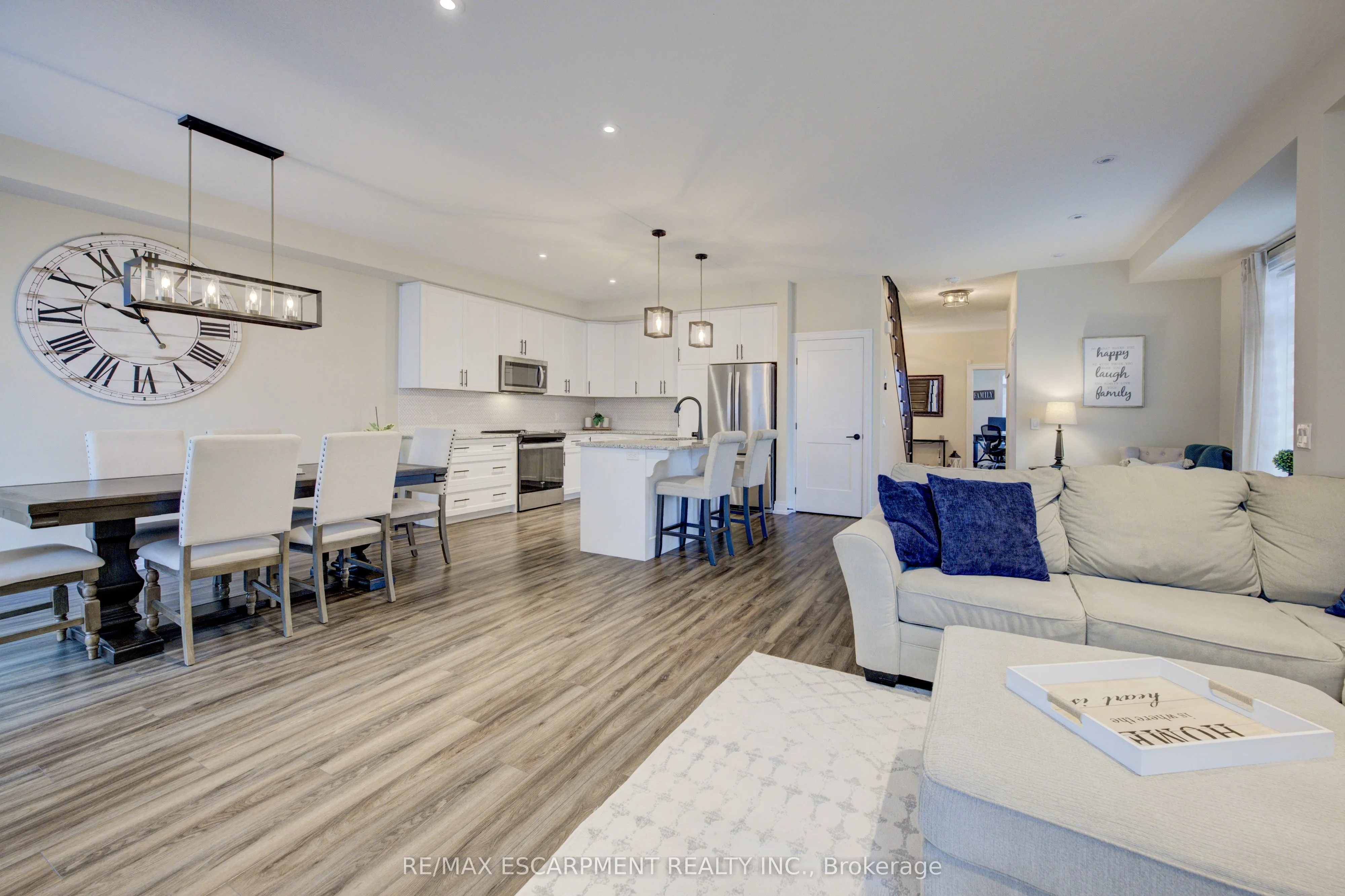 50 Kenesky Drive