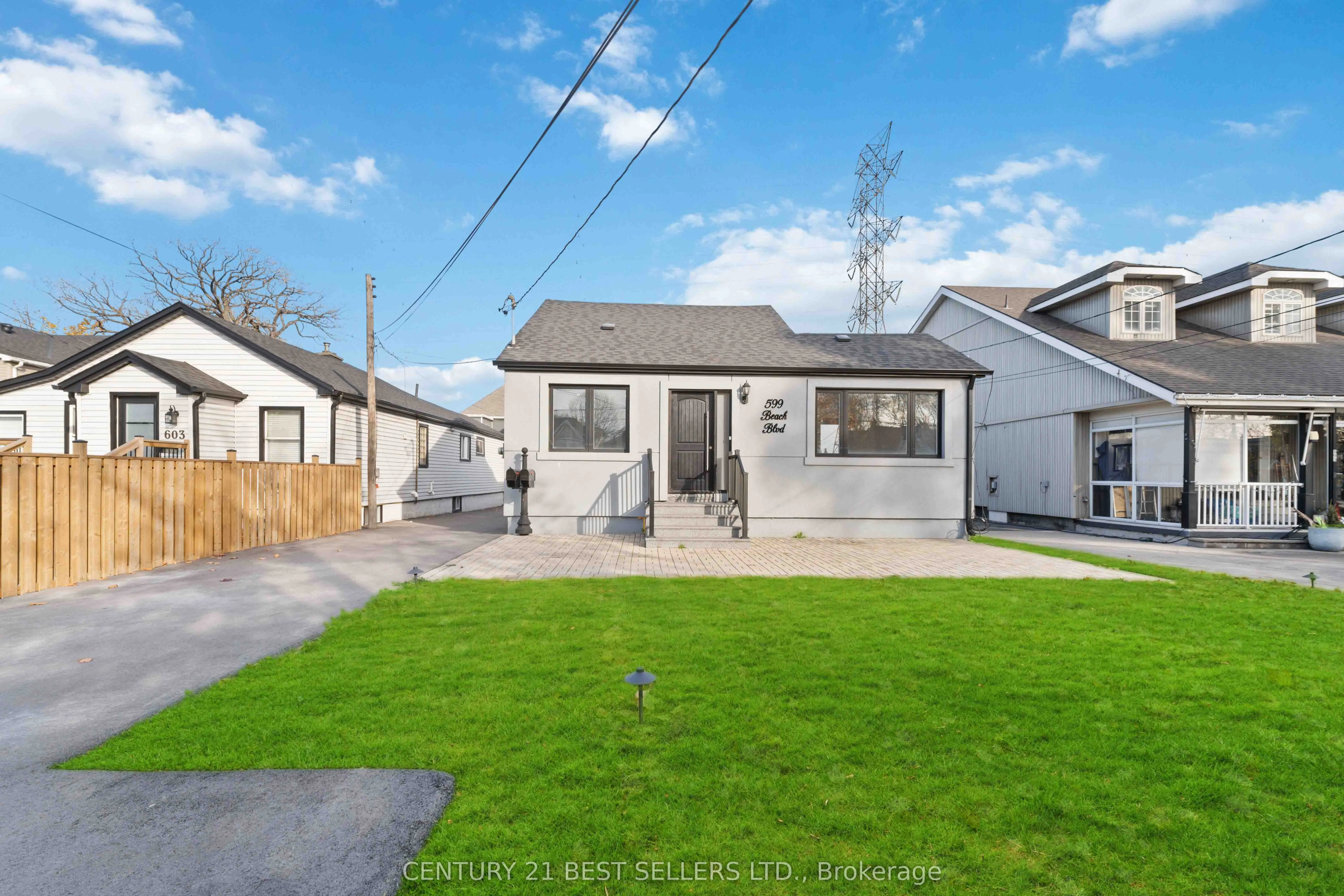 599 Beach Boulevard
