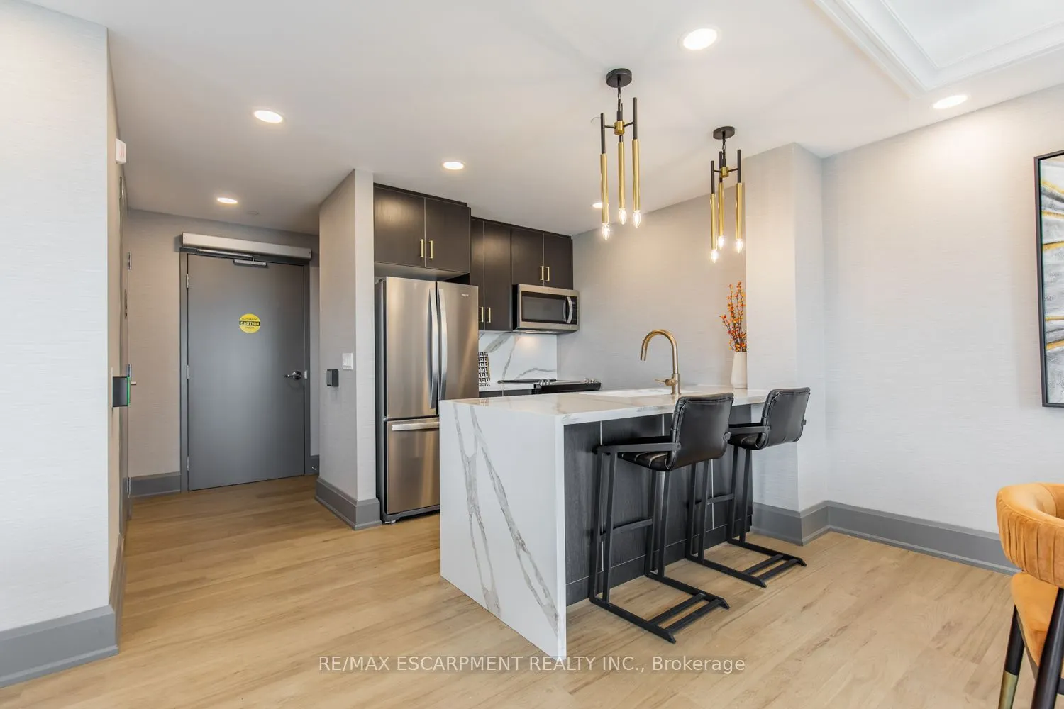 5055 Greenlane Road, #237