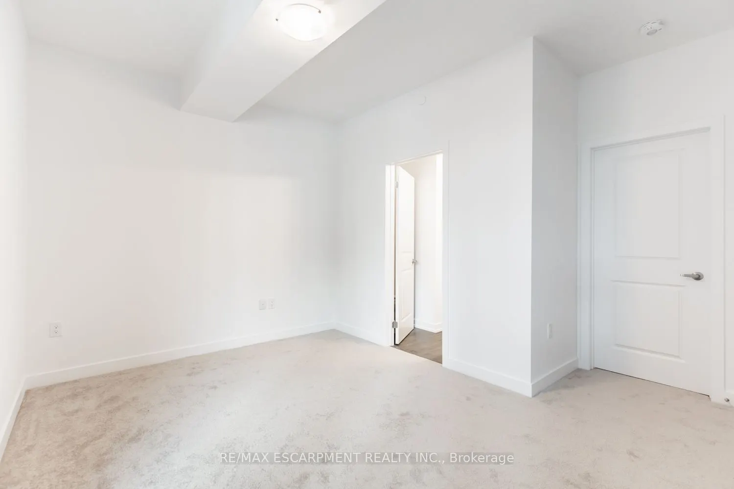 5055 Greenlane Road, #237