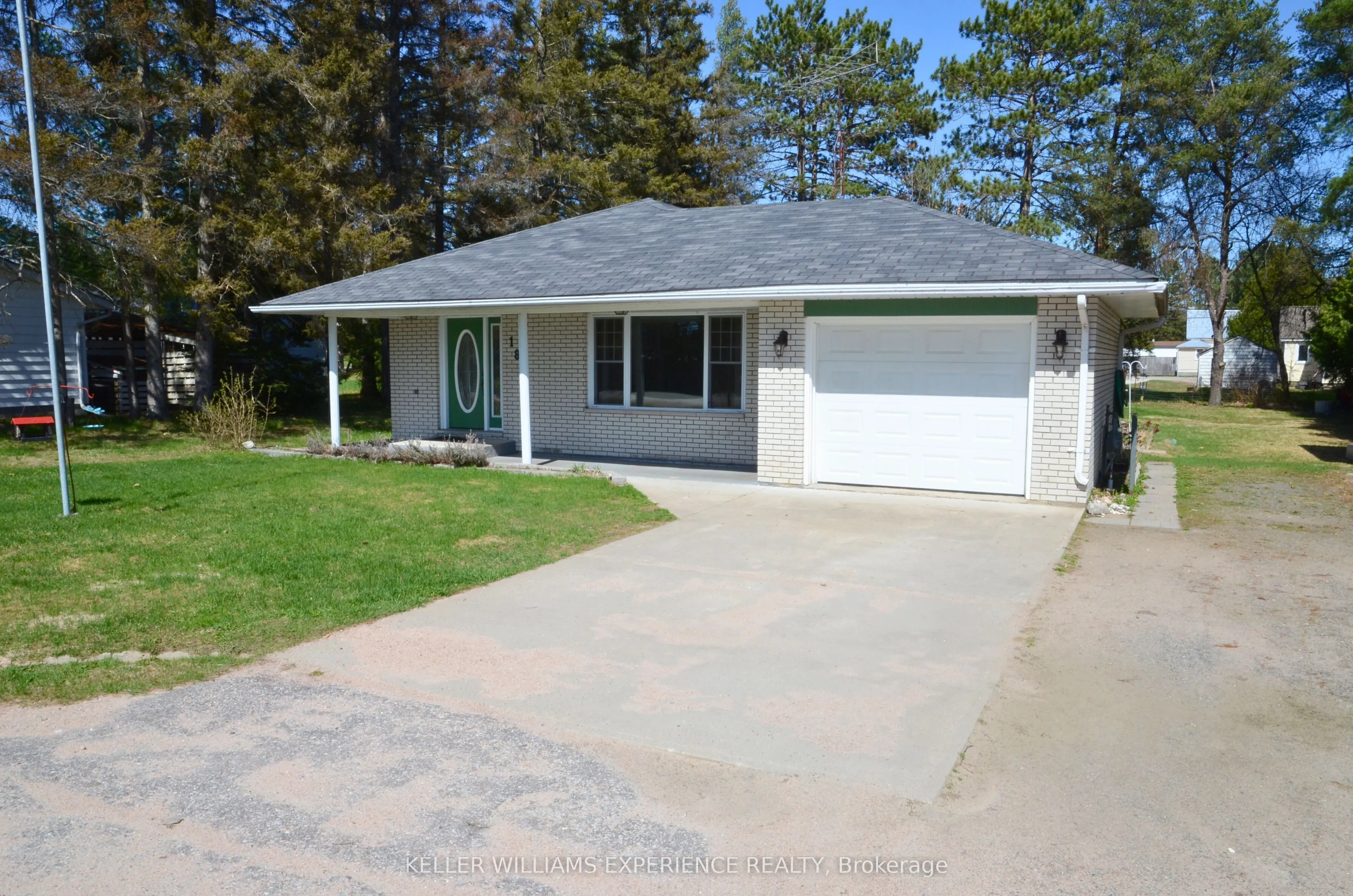 18 TEBBY Boulevard