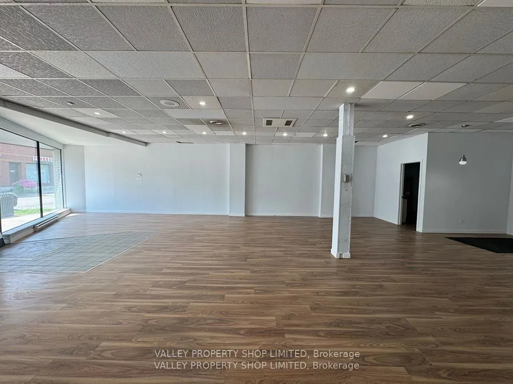 213 PEMBROKE Street W