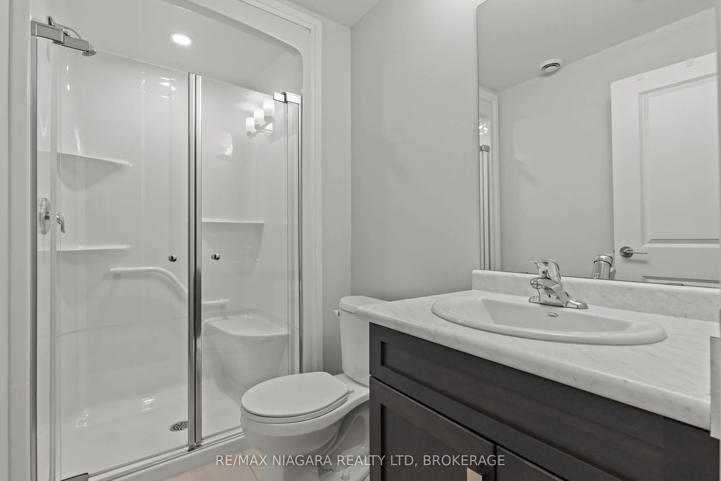 4552 Portage Road, #23