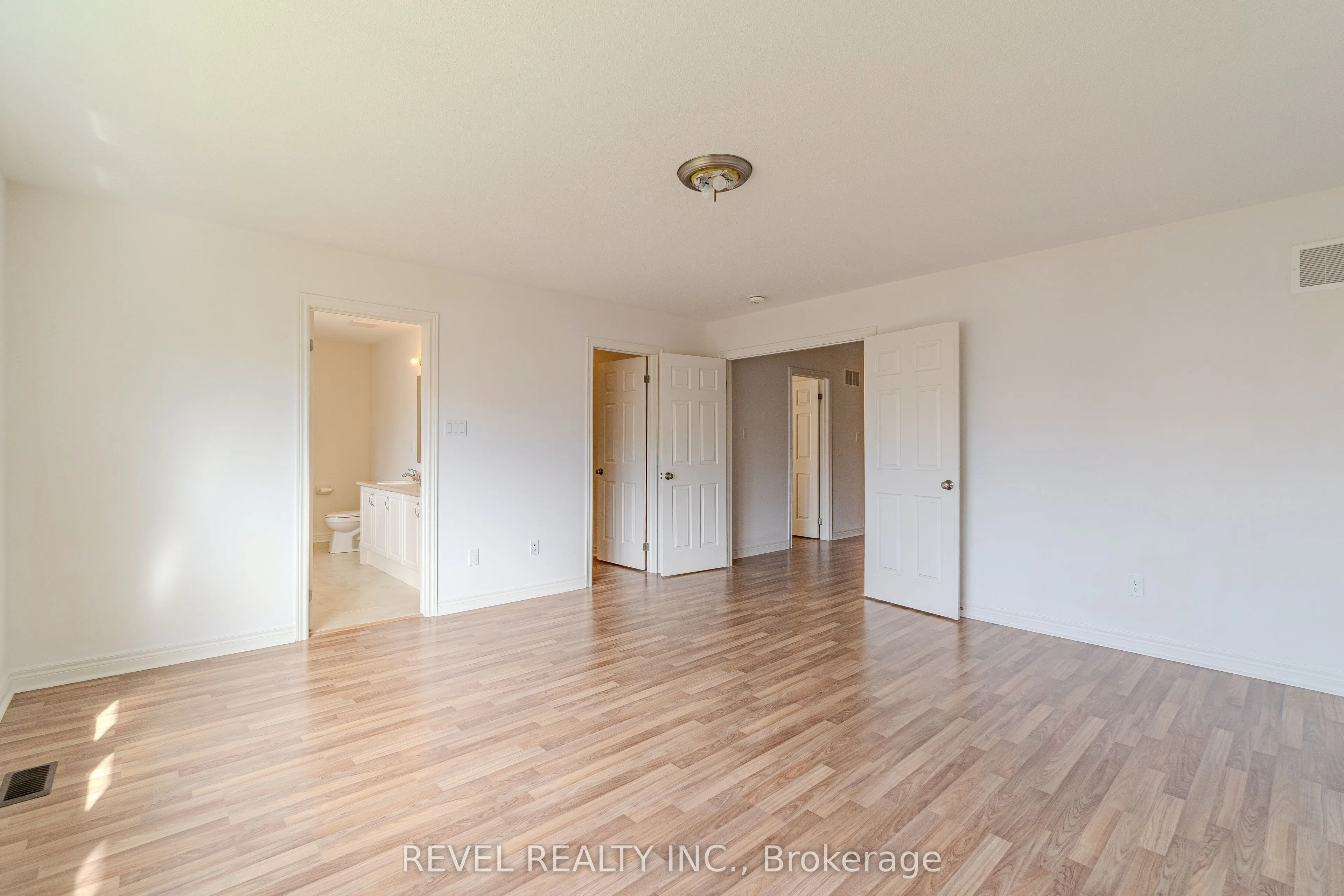 77 Barlow Place