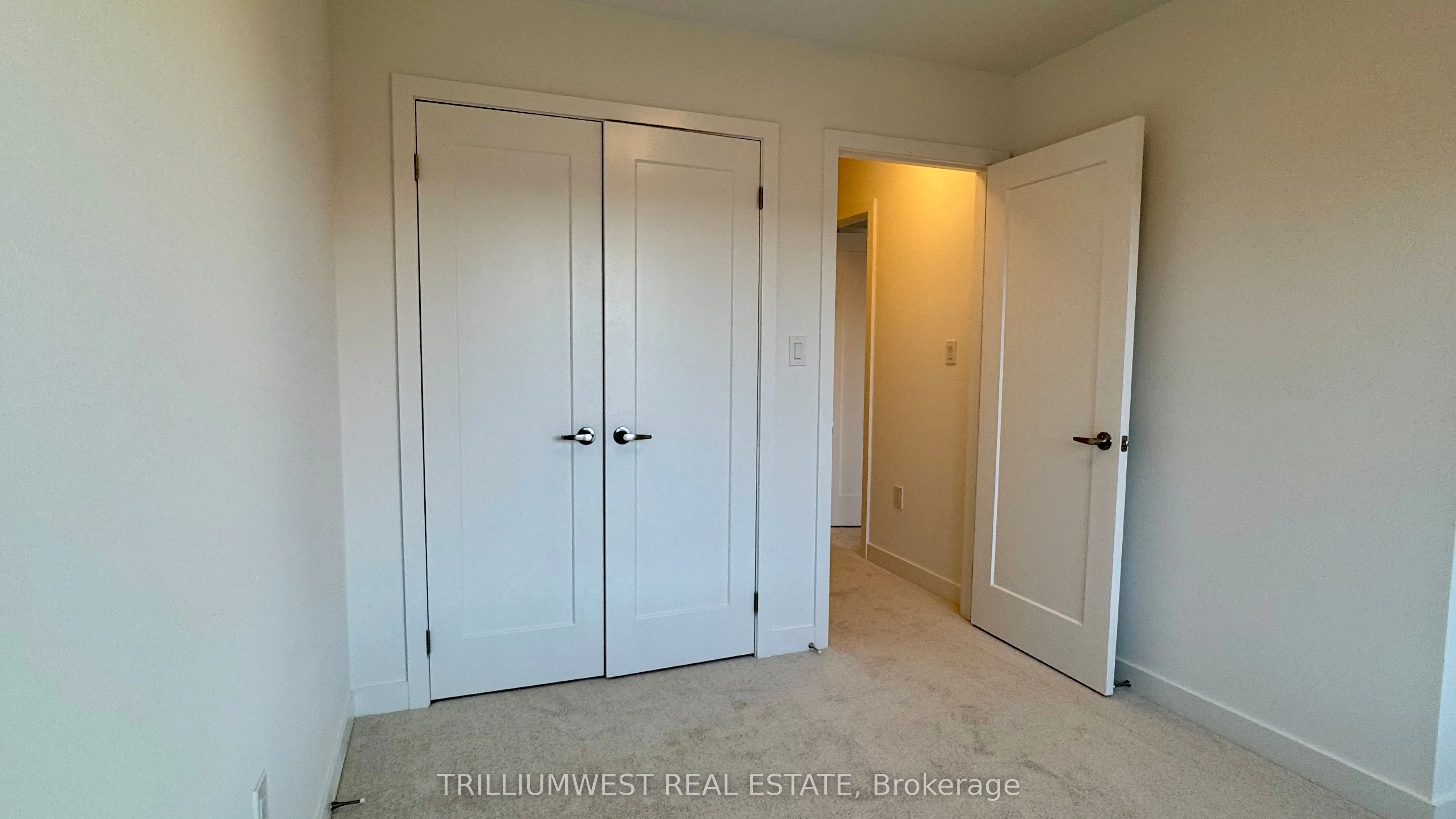 940 ST. DAVID Street N, #108