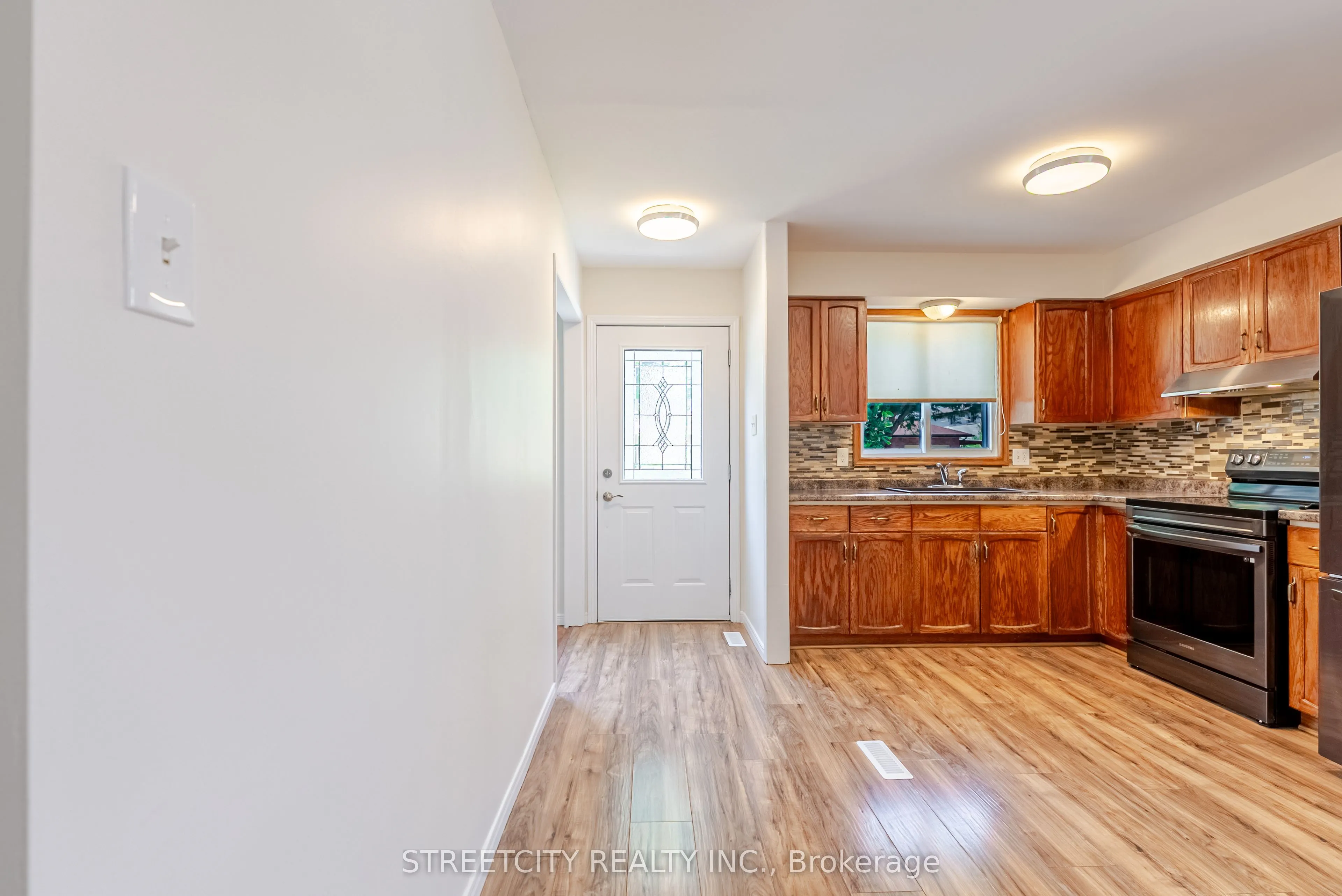 20 Fairchild Crescent